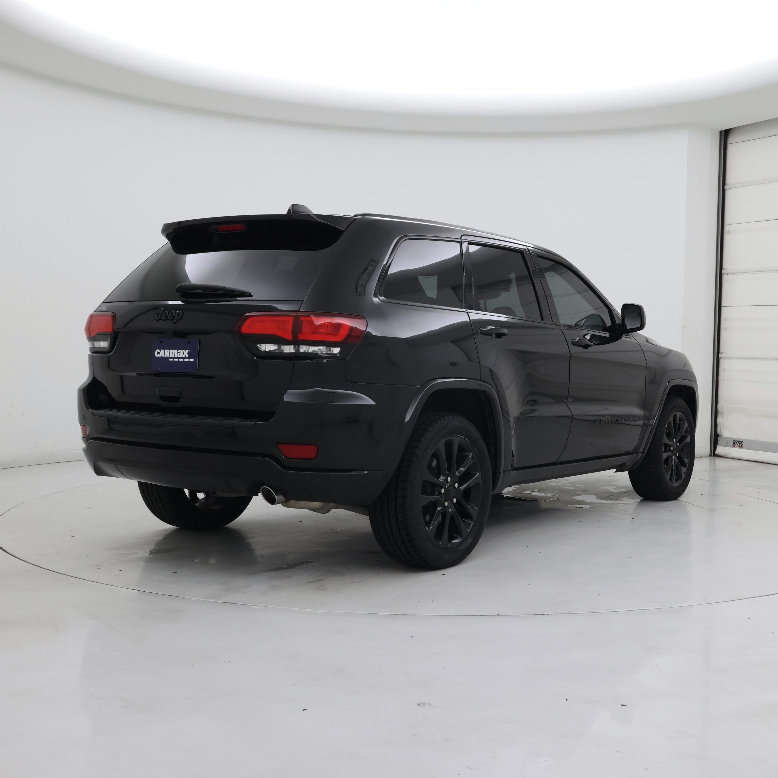 Thumbnail: 2022 Jeep Grand Cherokee - 8