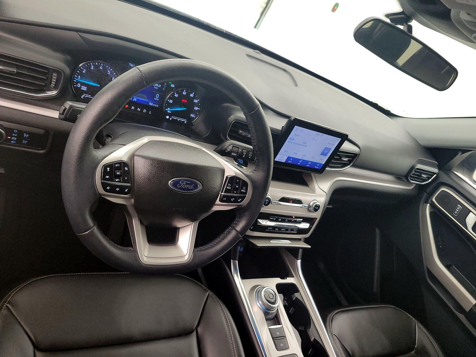 Thumbnail: 2023 Ford Explorer - 9