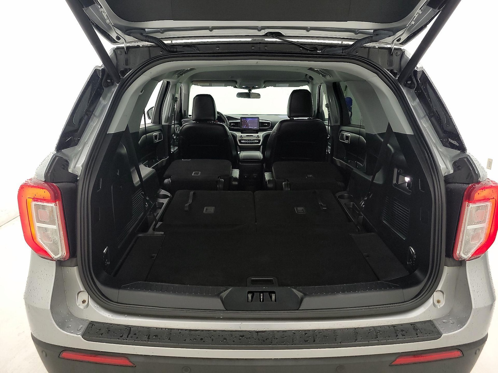 2023 Ford Explorer XLT - Photo 24