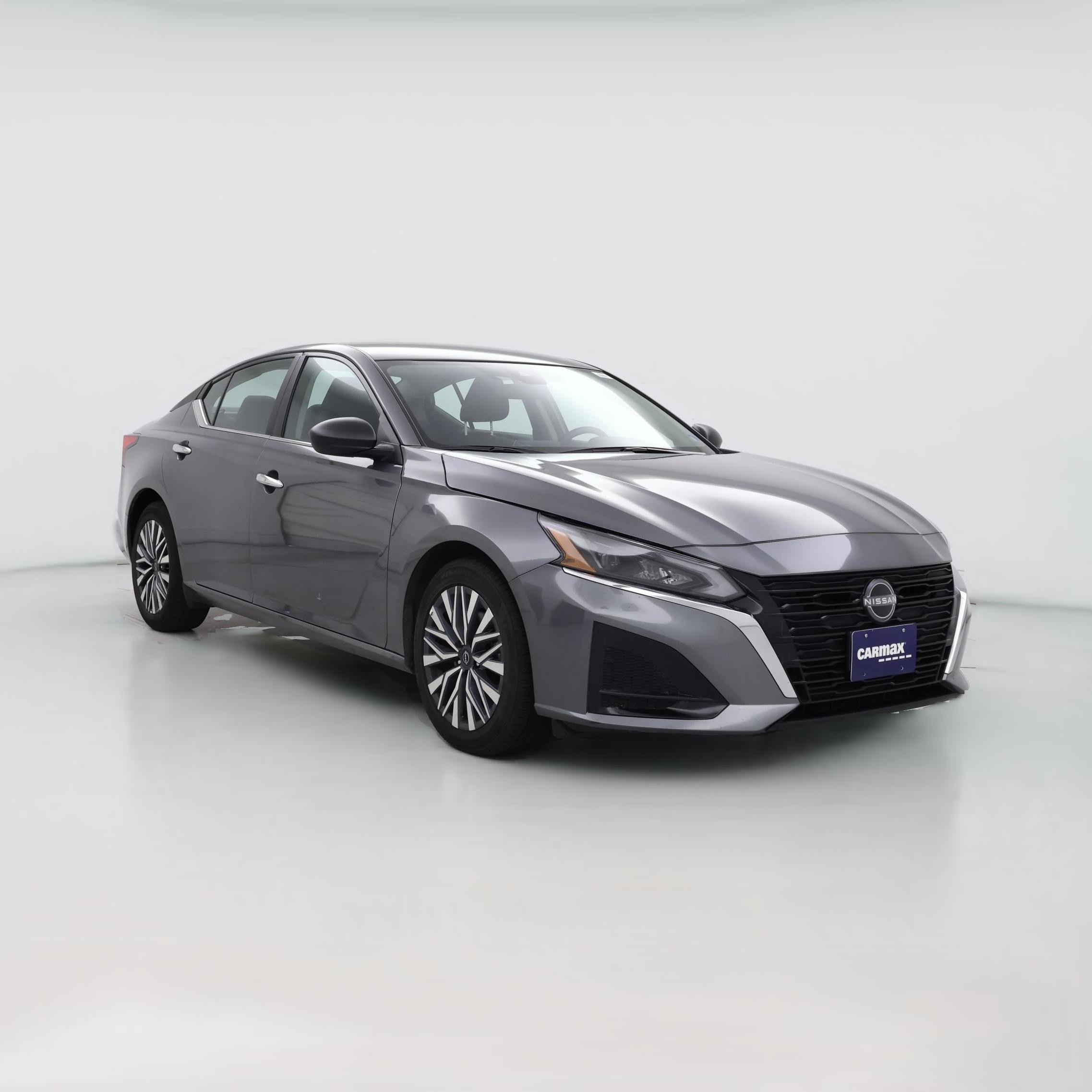 Thumbnail: 2025 Nissan Altima - 1