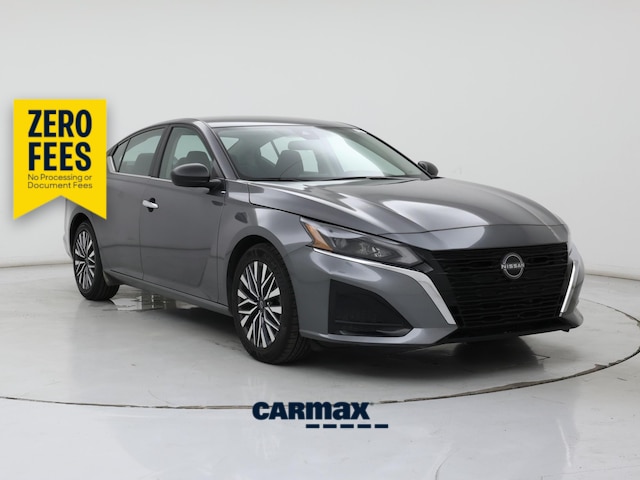 Gray 2025 Nissan Altima Sedan Front-Wheel Drive Automatic
