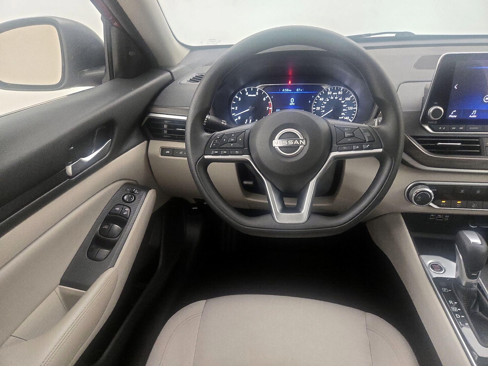 2025 Nissan Altima SV - Photo 11