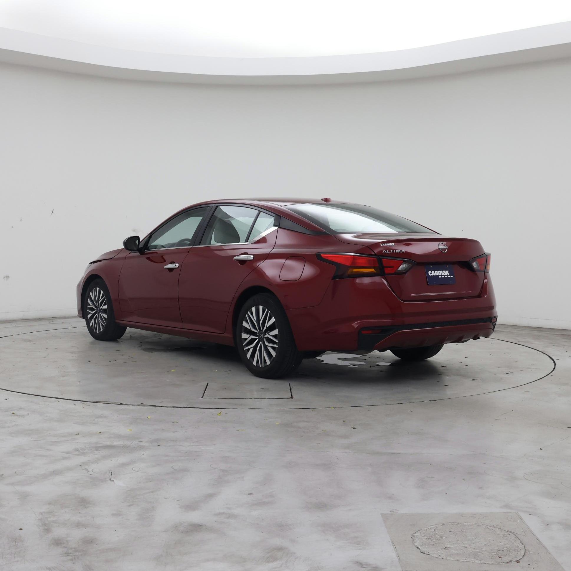 Thumbnail: 2025 Nissan Altima - 2