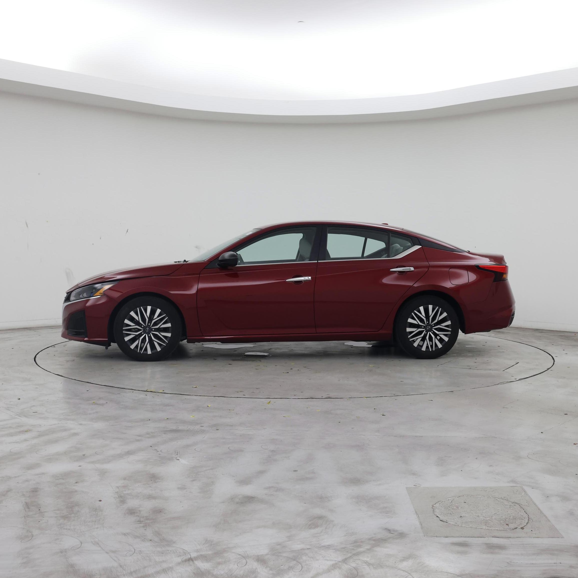 Thumbnail: 2025 Nissan Altima - 3