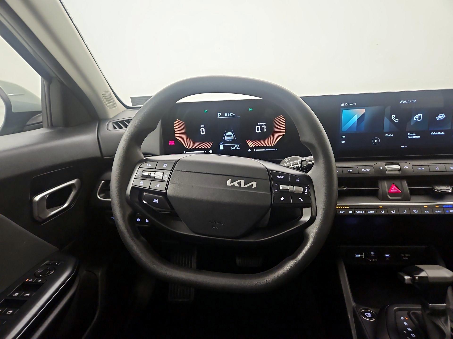 Thumbnail: 2025 Kia K4 - 10