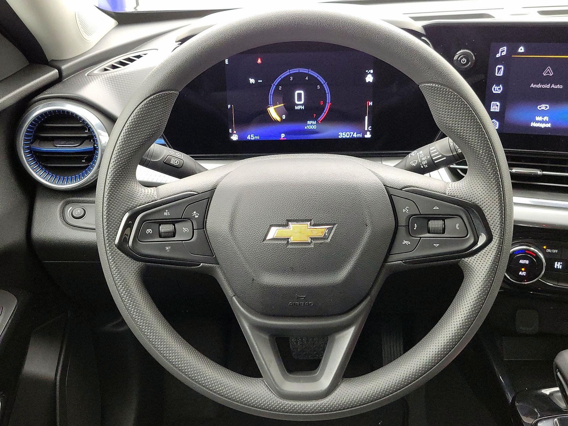 Thumbnail: 2025 Chevrolet Trax - 10