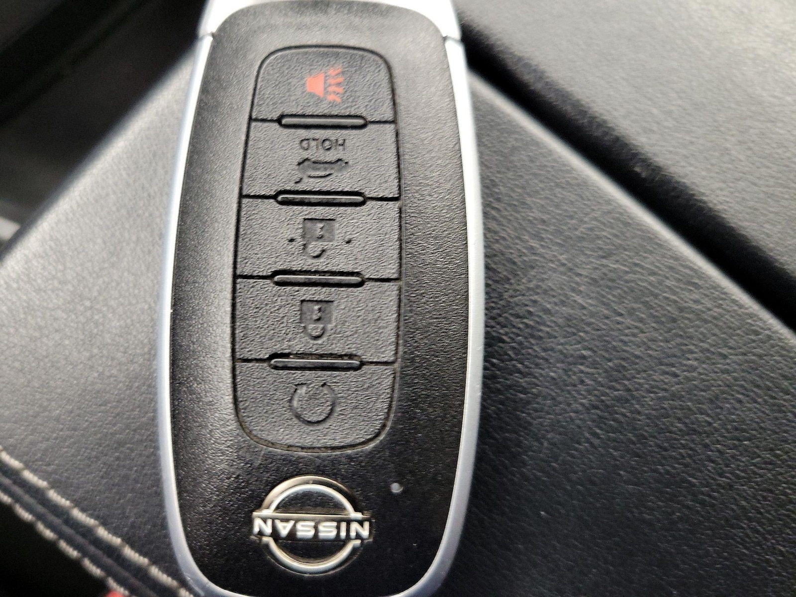 2025 Nissan Rogue SV - Photo 23