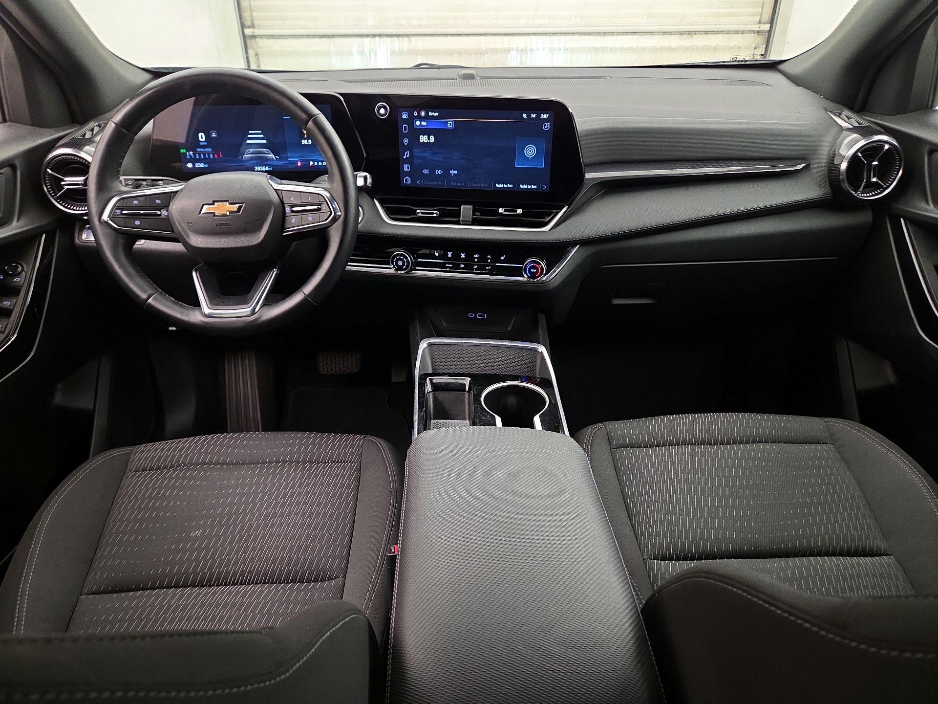 Thumbnail: 2025 Chevrolet Equinox - 9