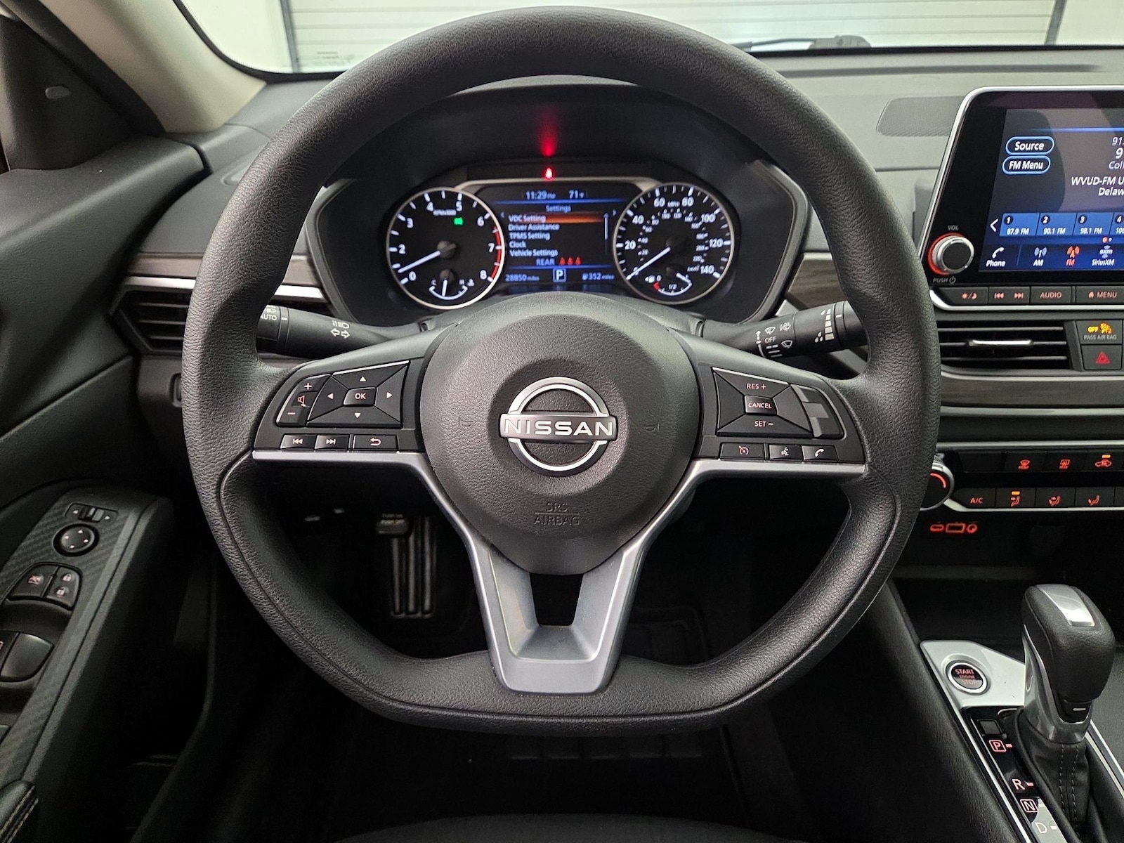 2025 Nissan Altima SV - Photo 11