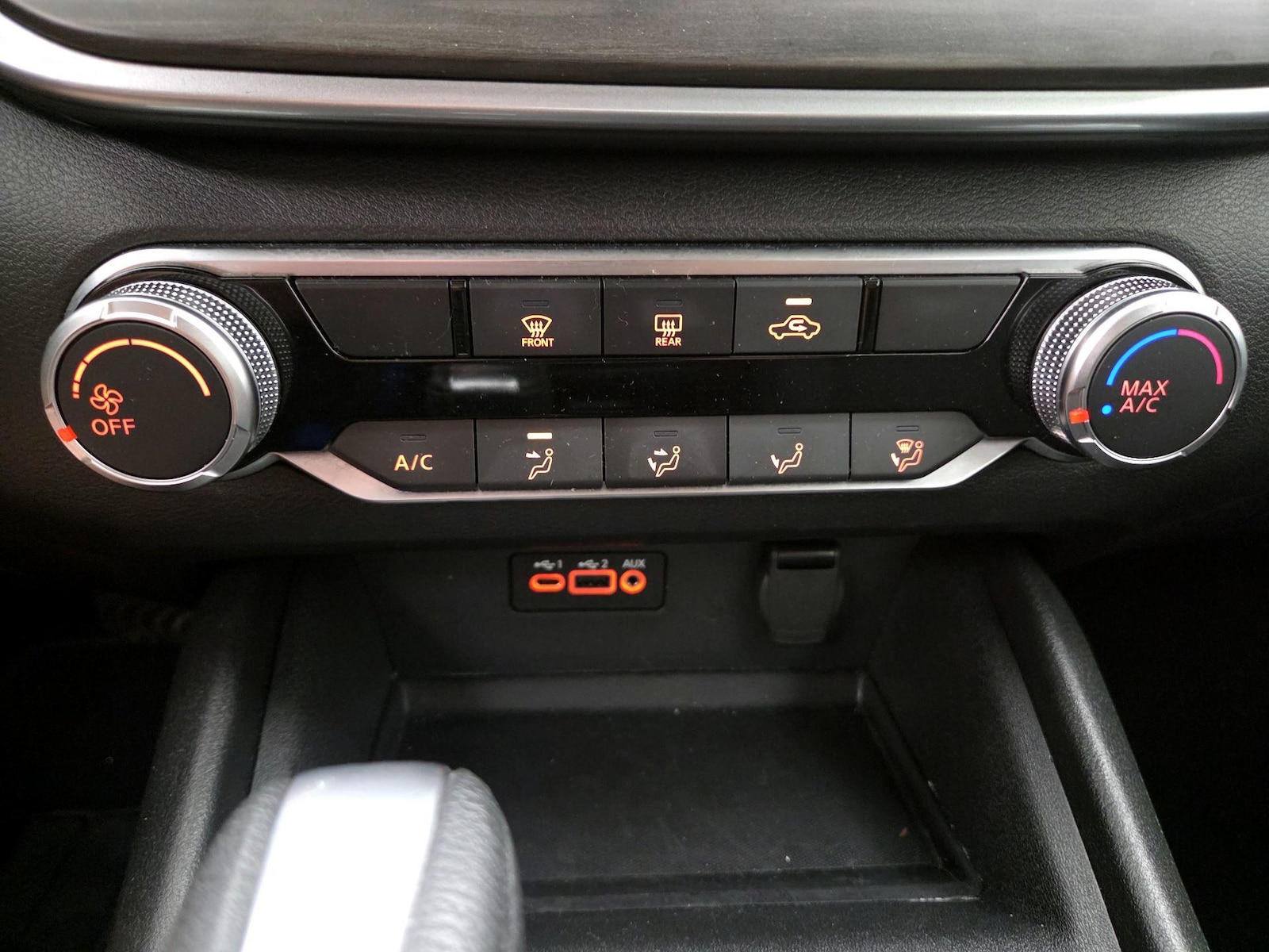 2025 Nissan Altima SV - Photo 17