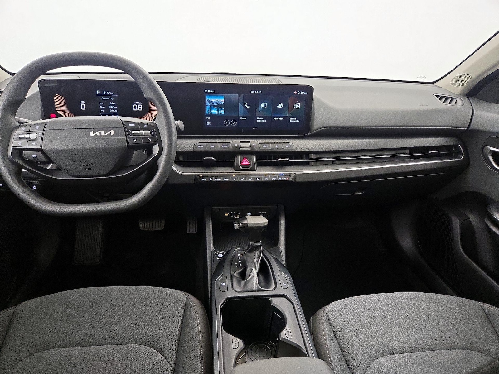 2025 Kia K4 LXS - Photo 10