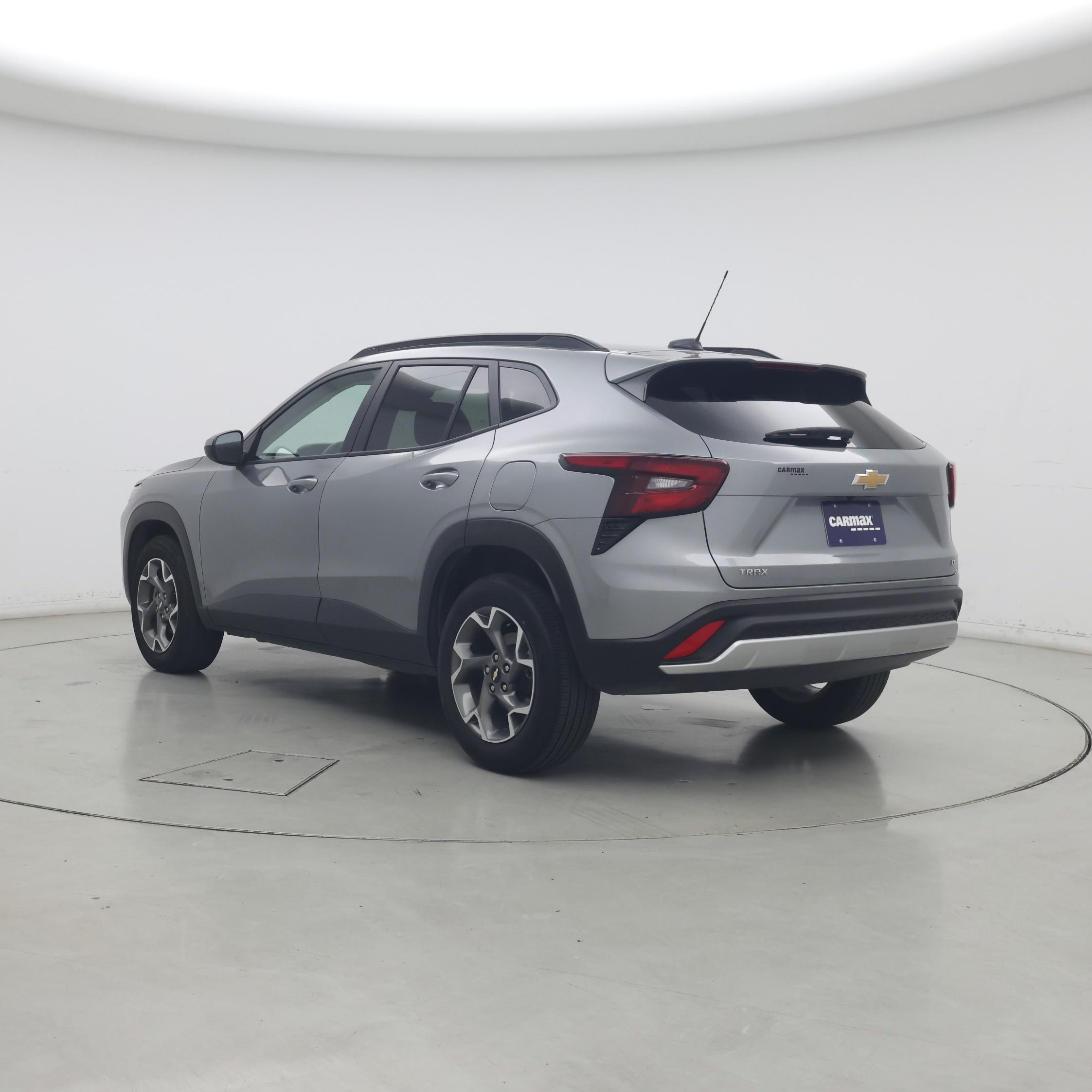 Thumbnail: 2025 Chevrolet Trax - 2