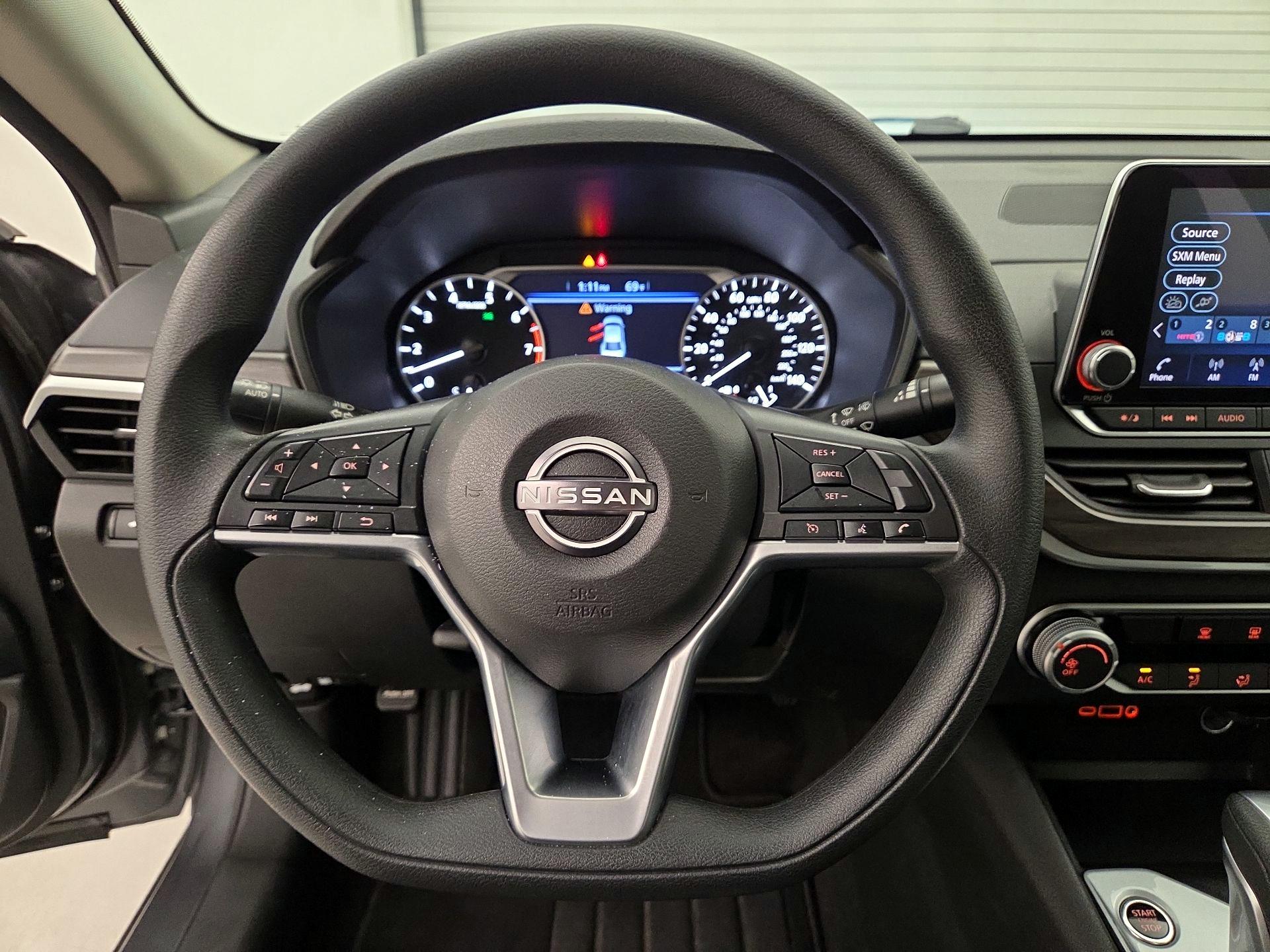 Thumbnail: 2025 Nissan Altima - 10