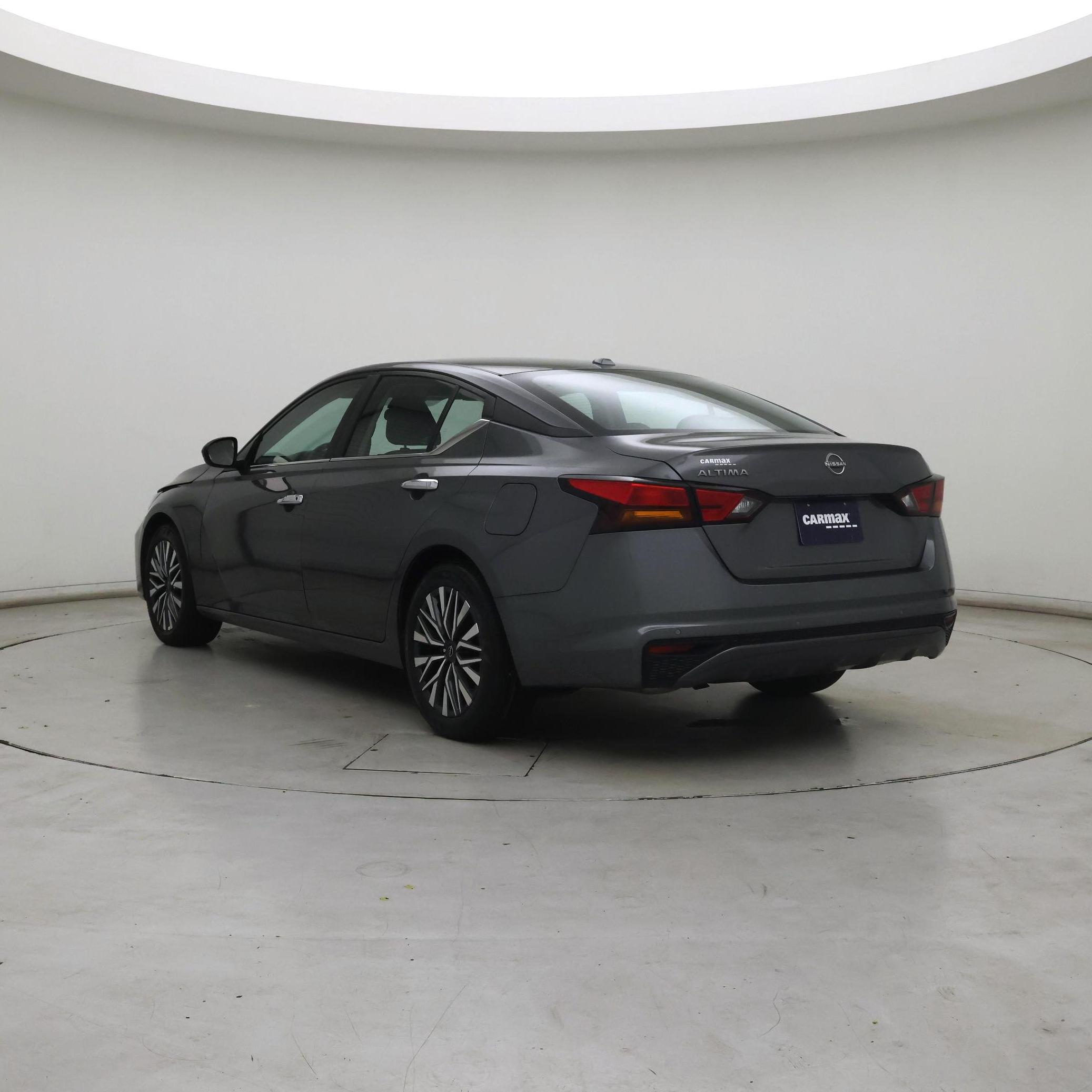 Thumbnail: 2025 Nissan Altima - 2