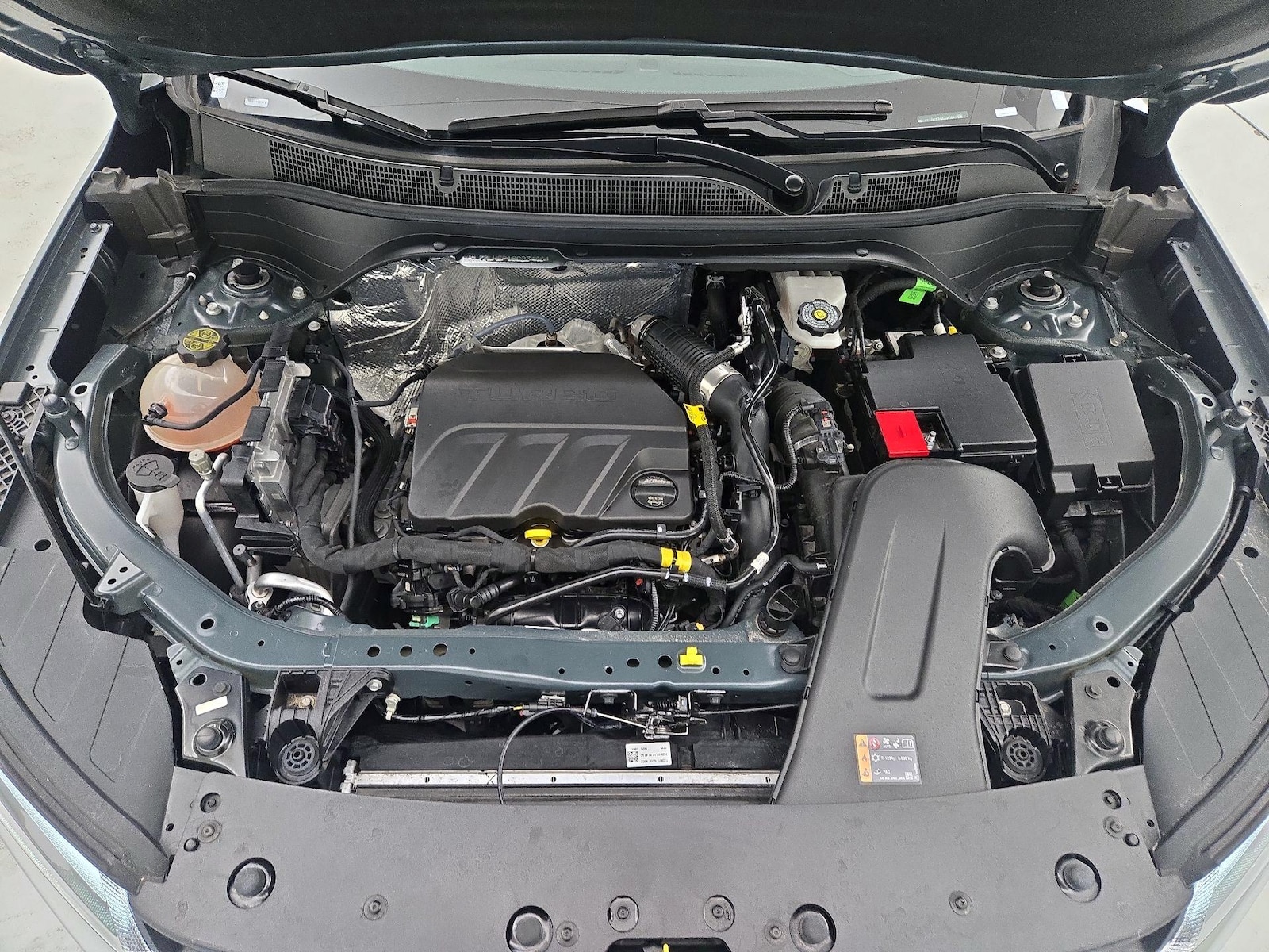 2025 Chevrolet Trax LT - Photo 21