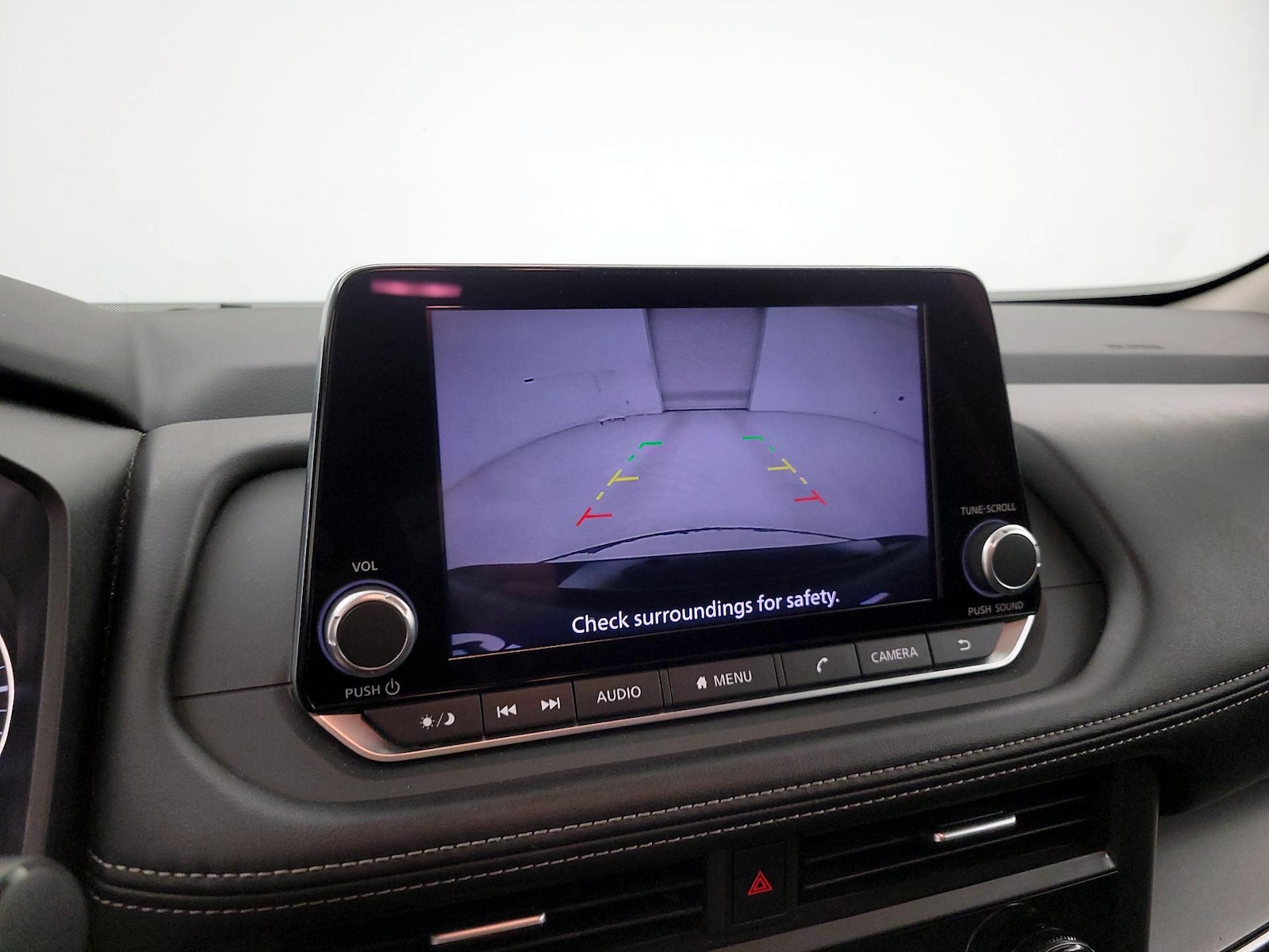 2025 Nissan Rogue SV - Photo 15
