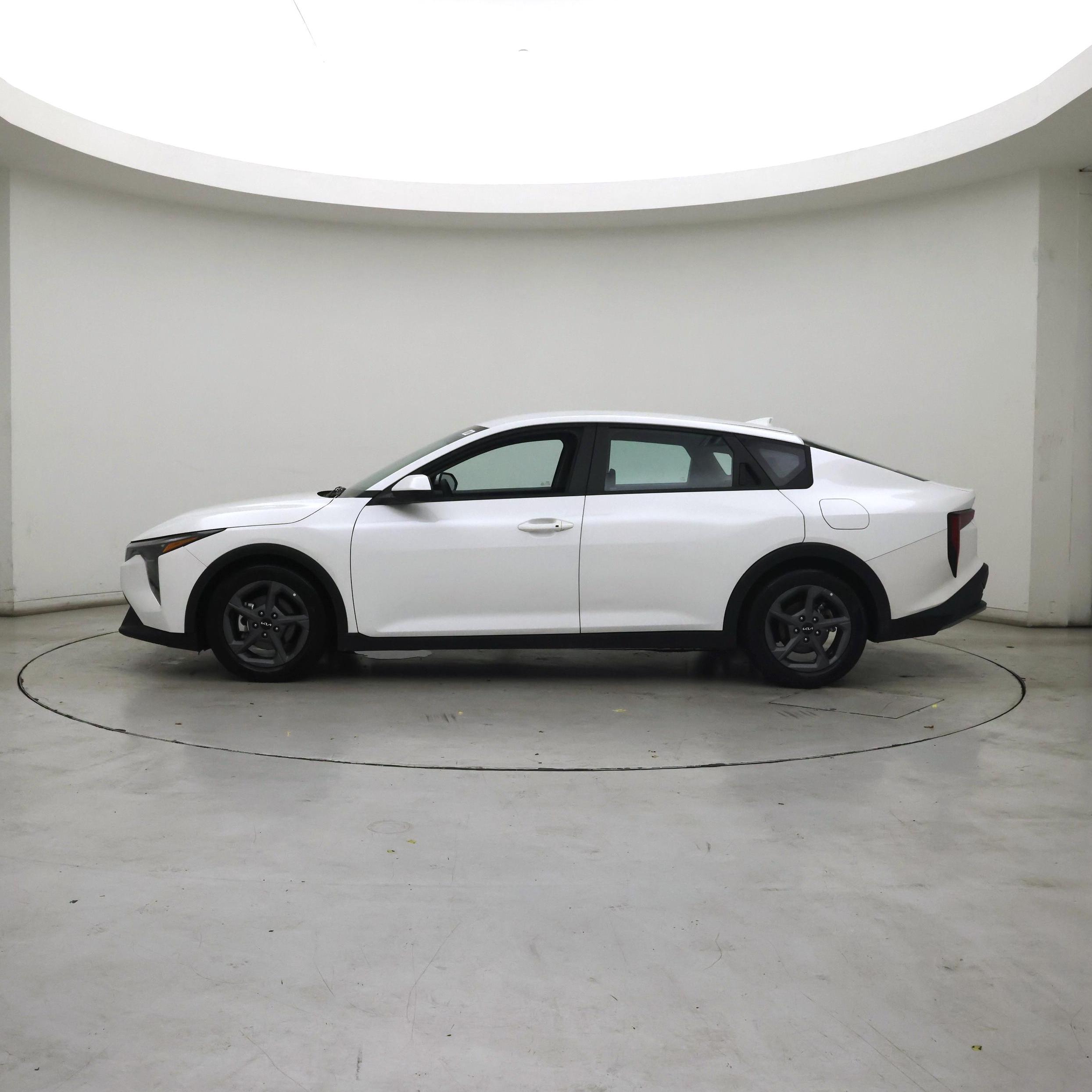Thumbnail: 2025 Kia K4 - 3