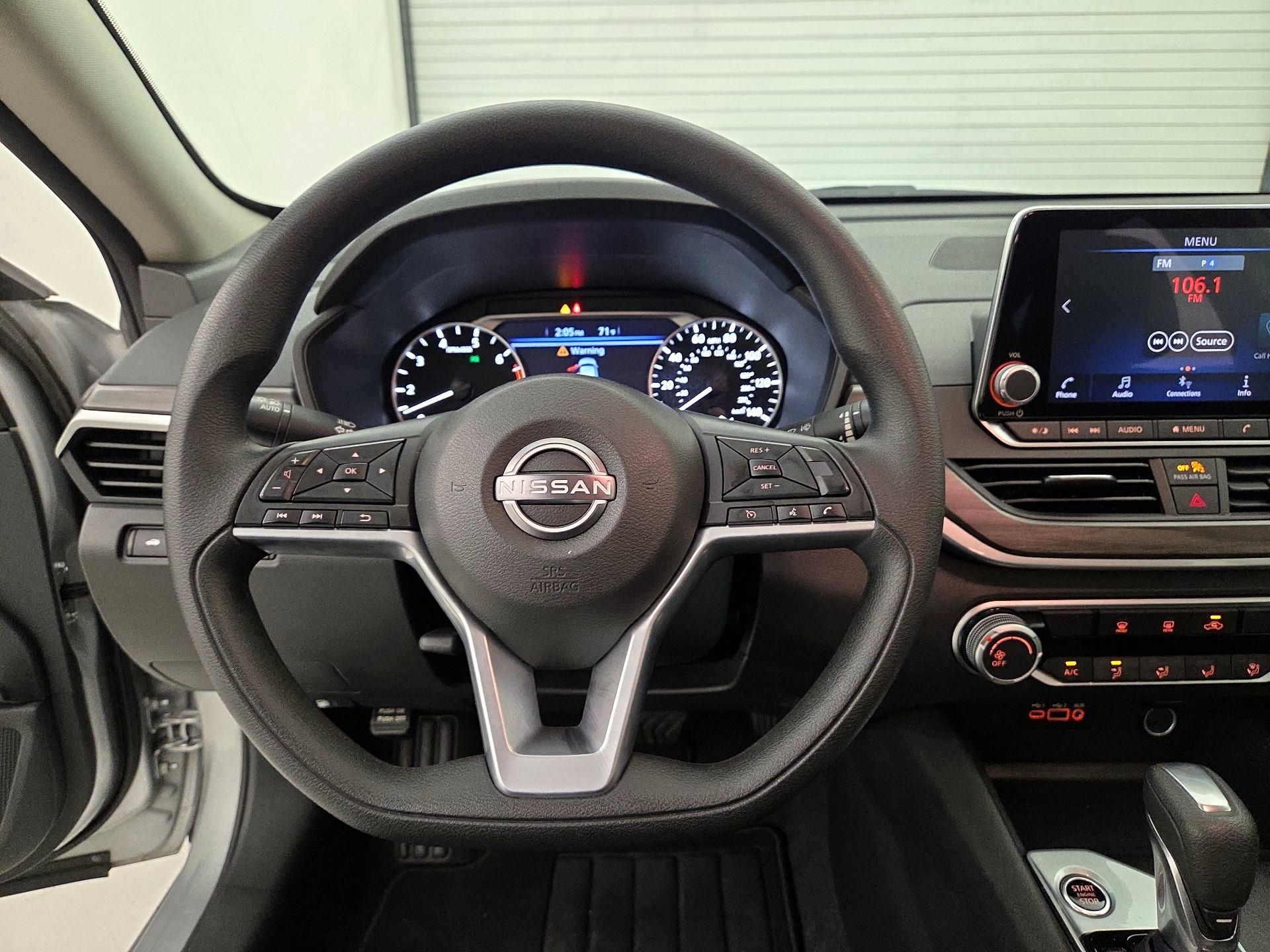 Thumbnail: 2025 Nissan Altima - 10