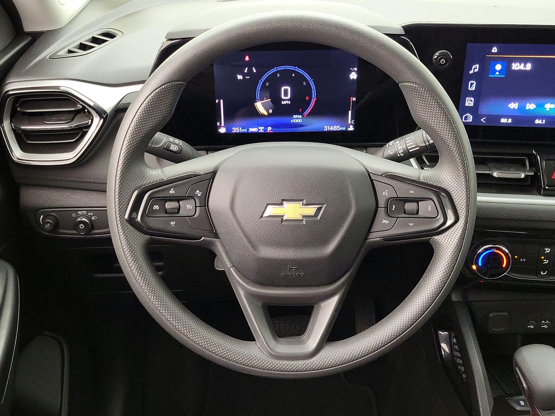 Thumbnail: 2025 Chevrolet TrailBlazer - 10