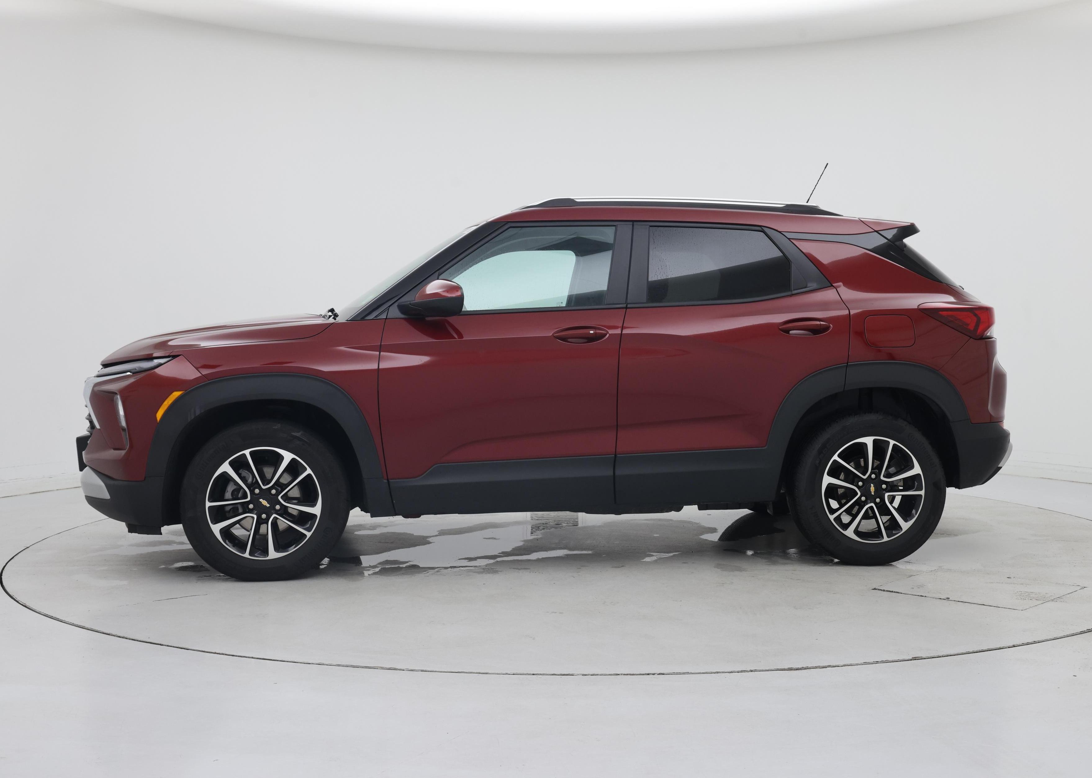 Thumbnail: 2025 Chevrolet TrailBlazer - 3