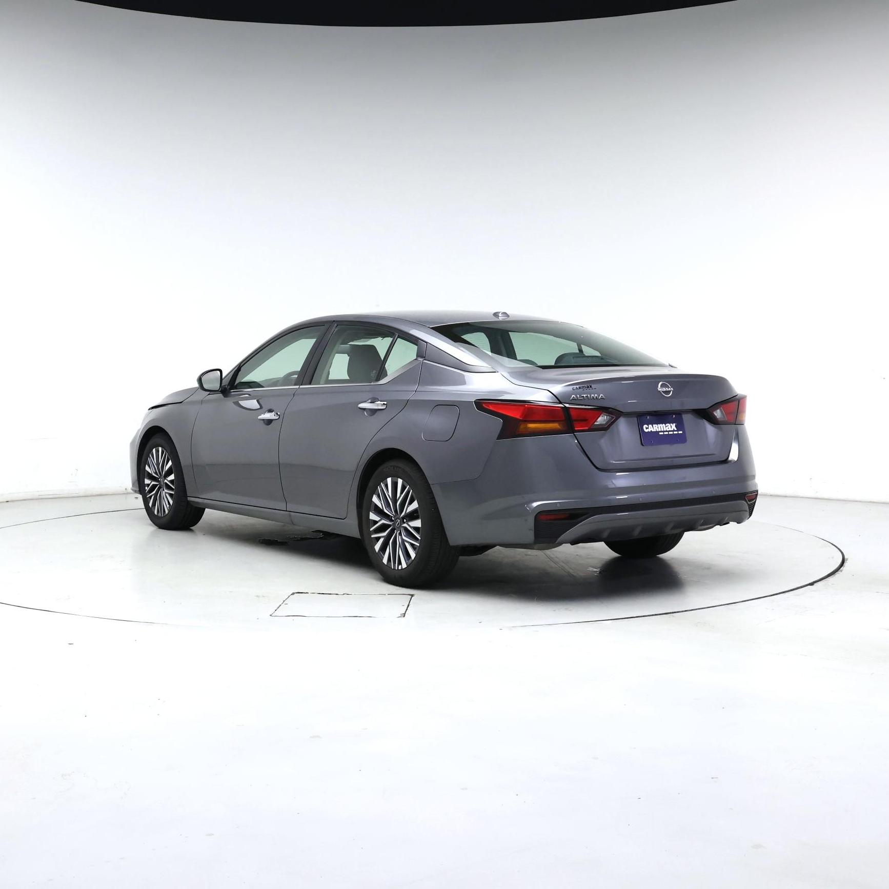 Thumbnail: 2025 Nissan Altima - 2