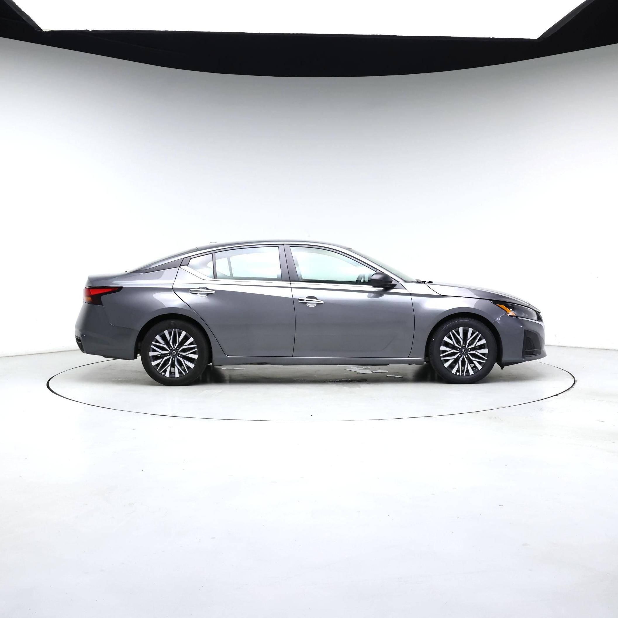 Thumbnail: 2025 Nissan Altima - 7