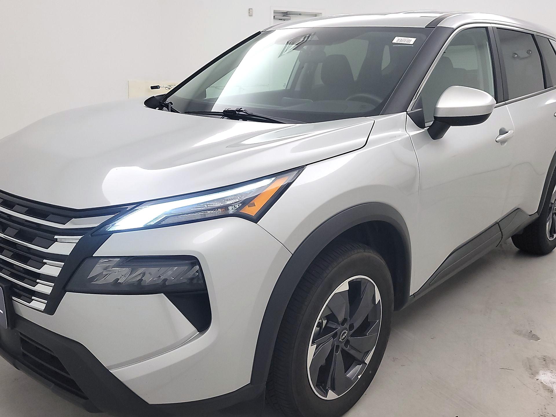 Thumbnail: 2025 Nissan Rogue - 3