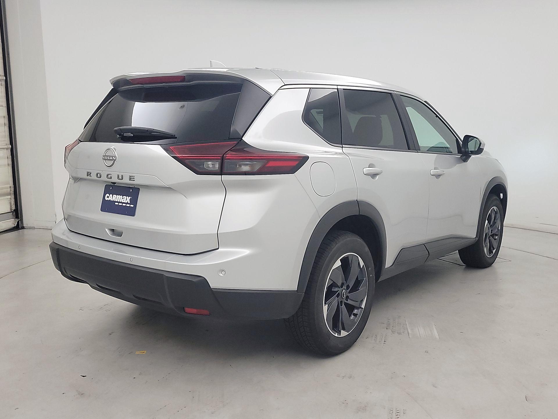 Thumbnail: 2025 Nissan Rogue - 5