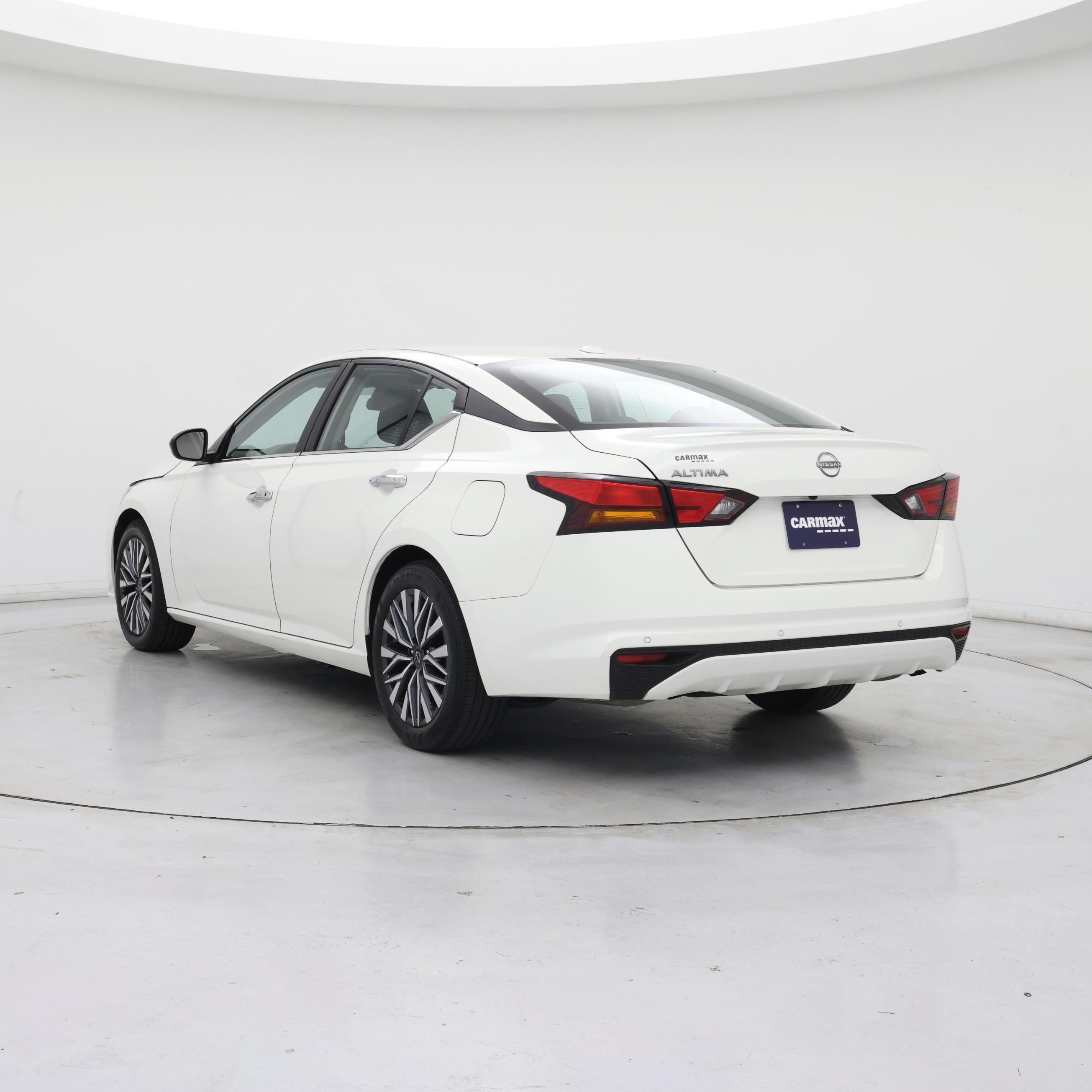 Thumbnail: 2025 Nissan Altima - 2