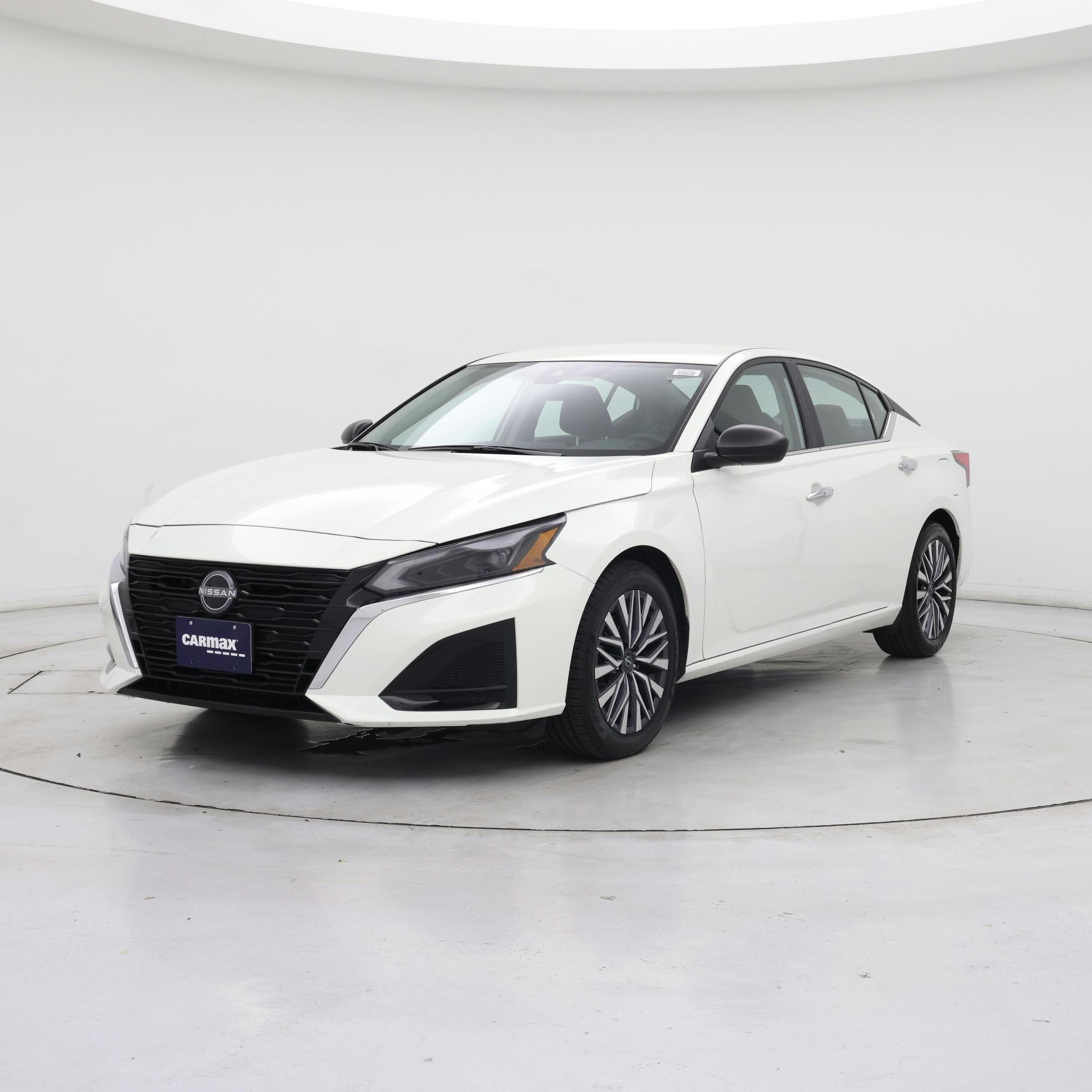 Thumbnail: 2025 Nissan Altima - 4