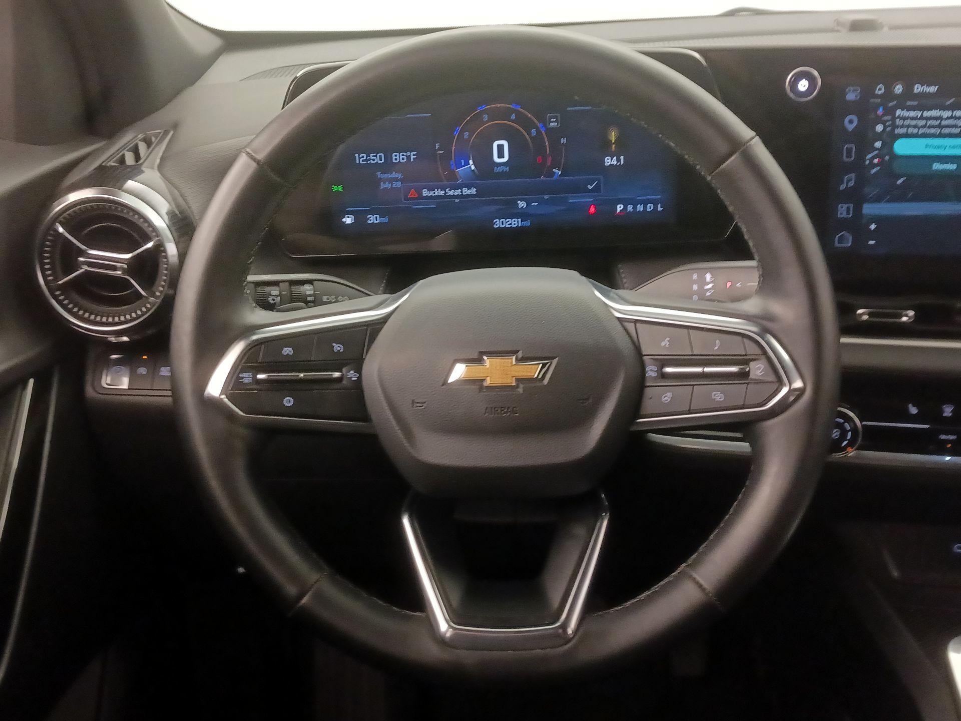 Thumbnail: 2025 Chevrolet Equinox - 10