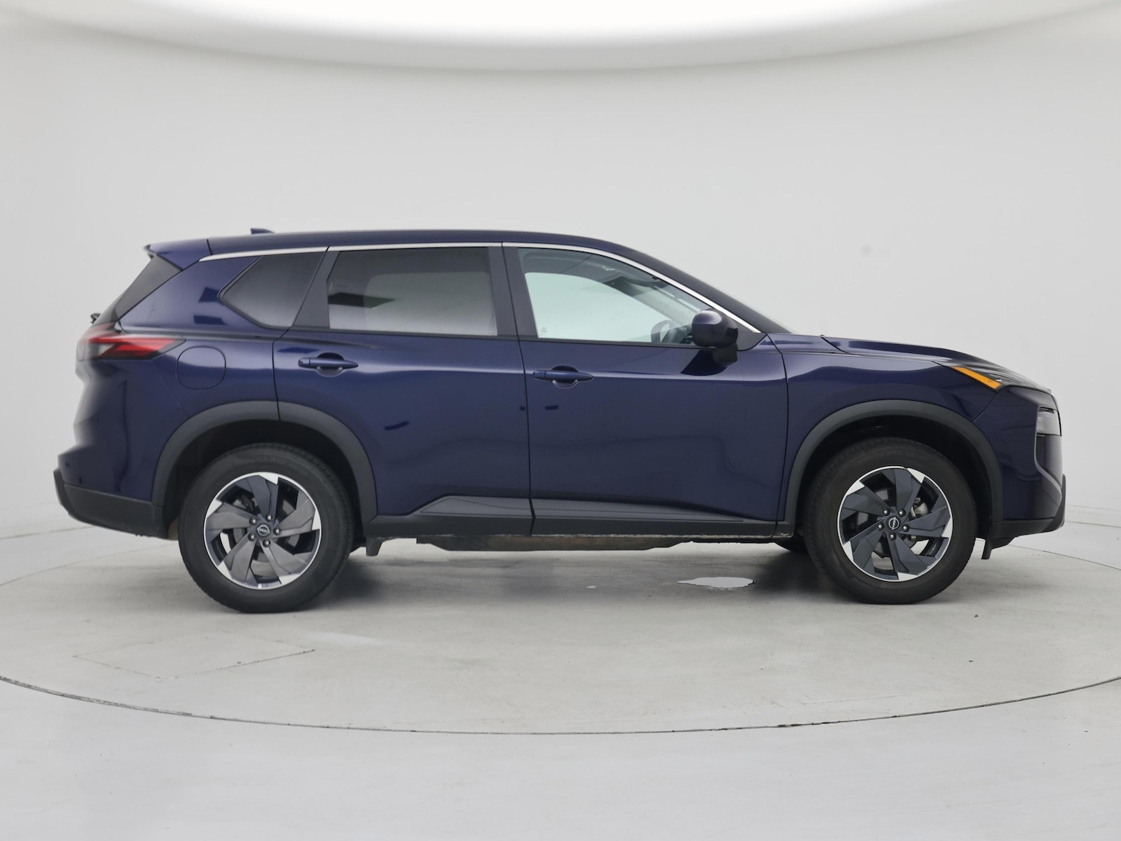 2025 Nissan Rogue SV - Photo 8