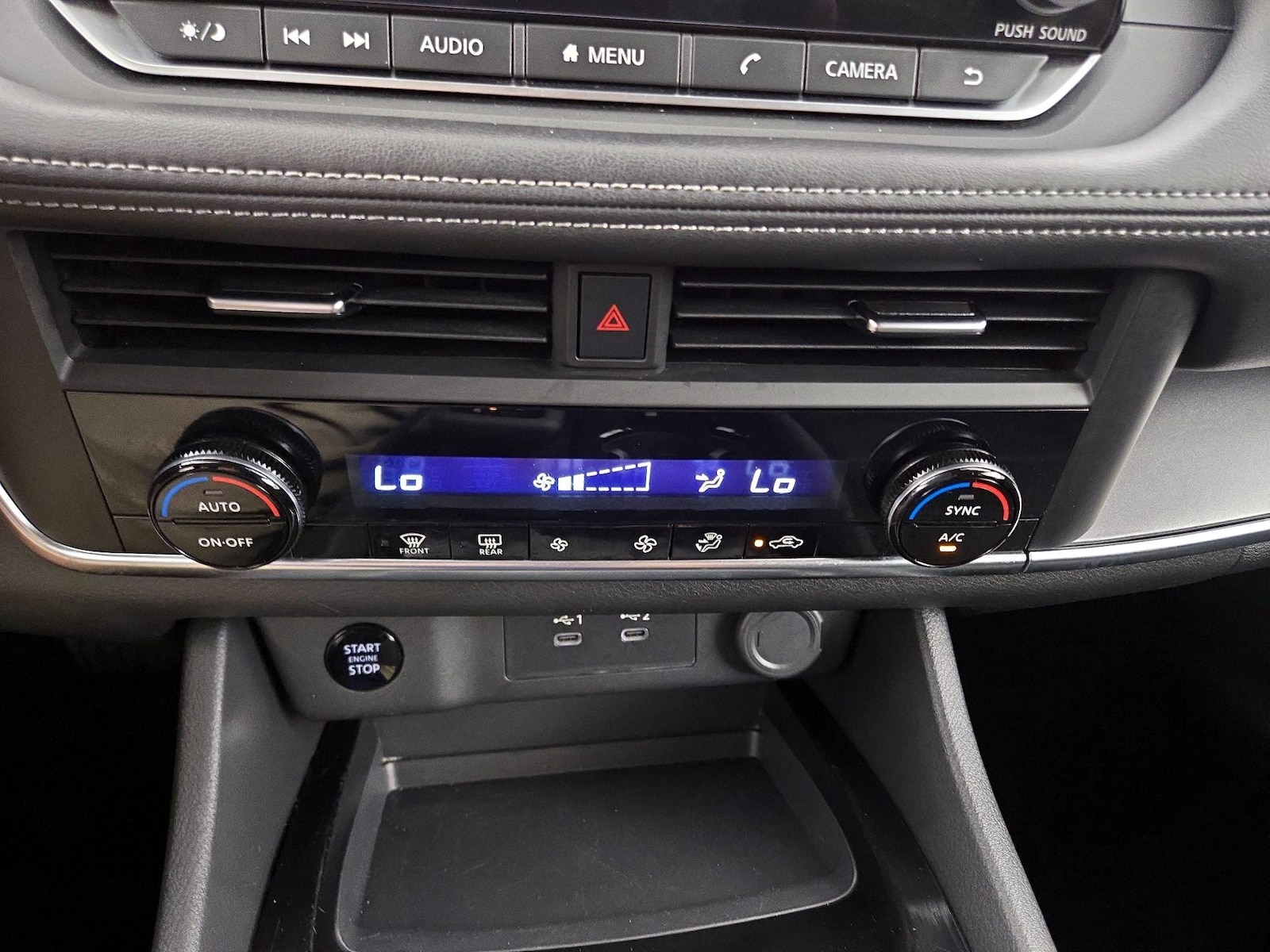 2025 Nissan Rogue SV - Photo 17