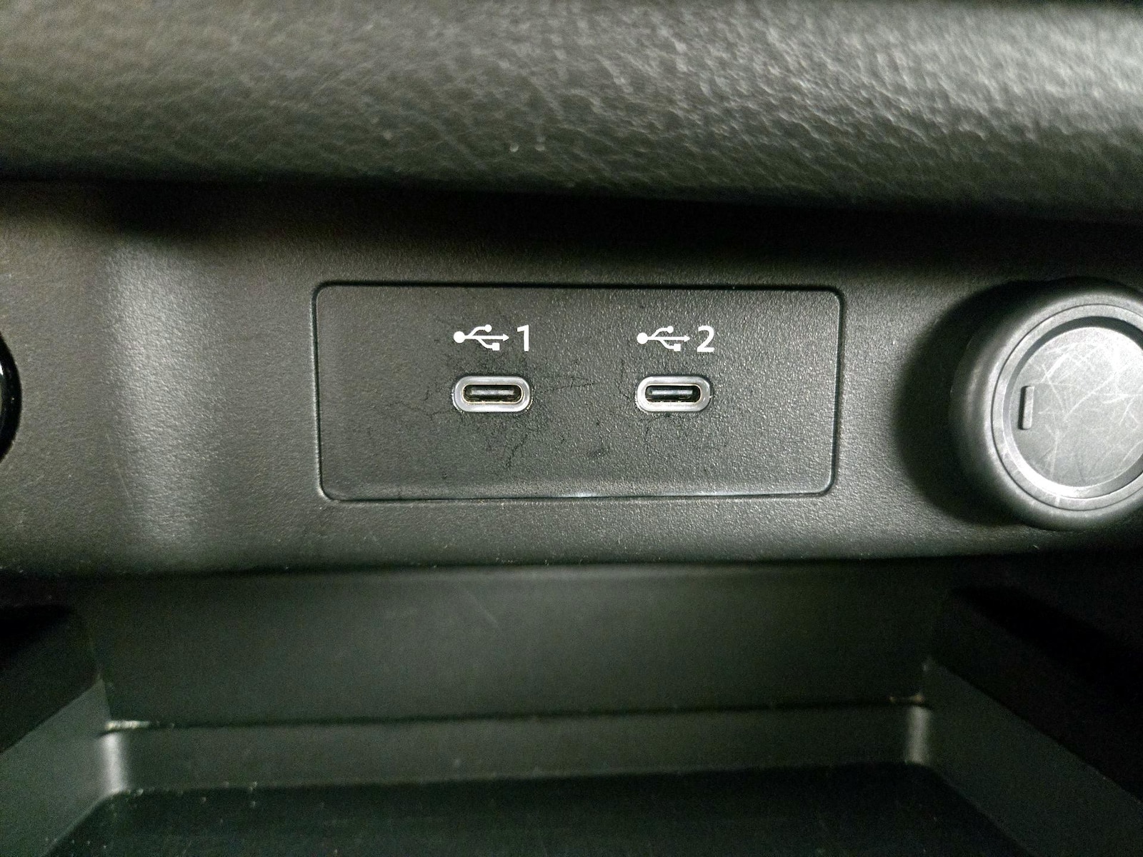 2025 Nissan Rogue SV - Photo 19