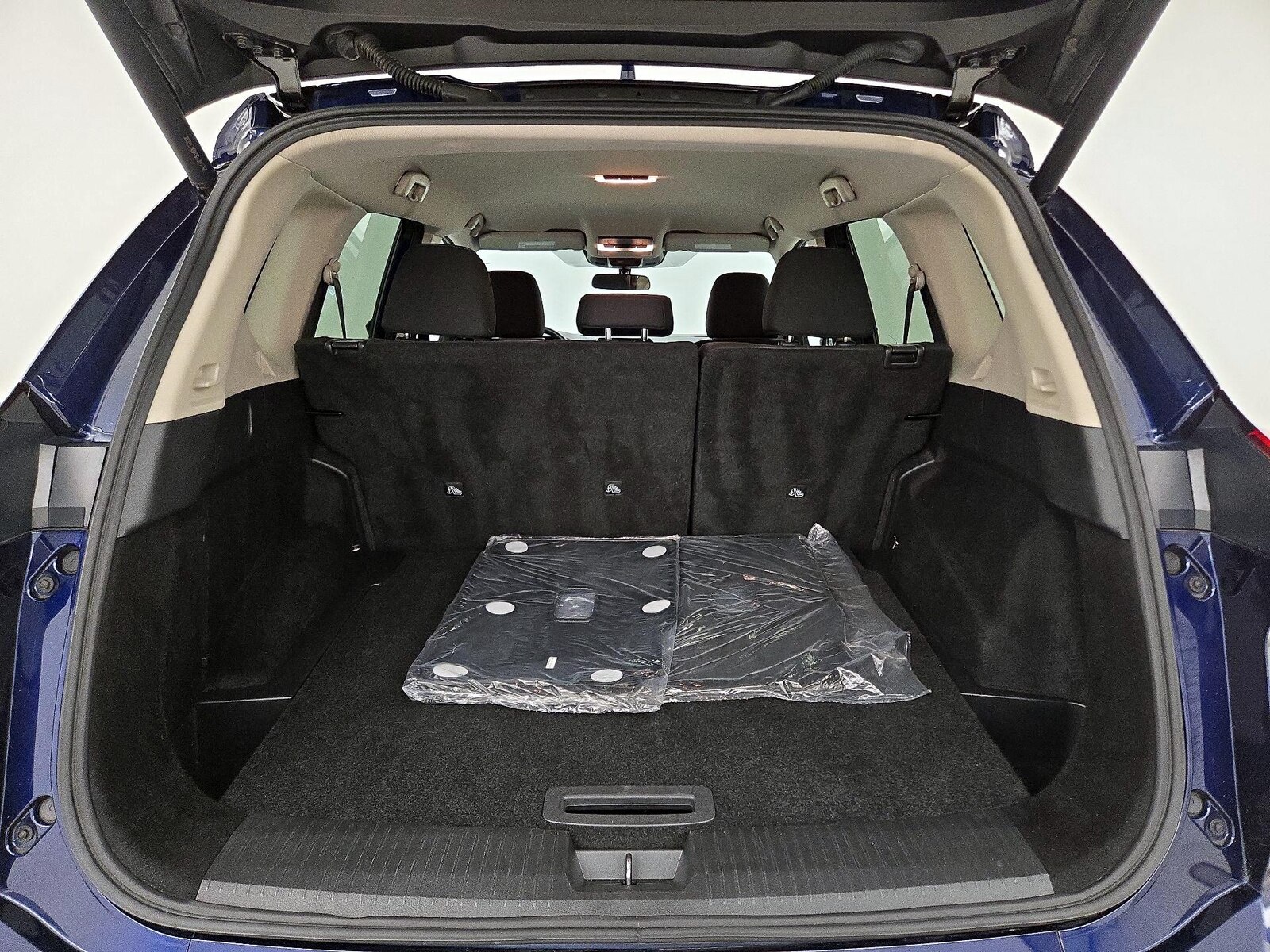 2025 Nissan Rogue SV - Photo 21
