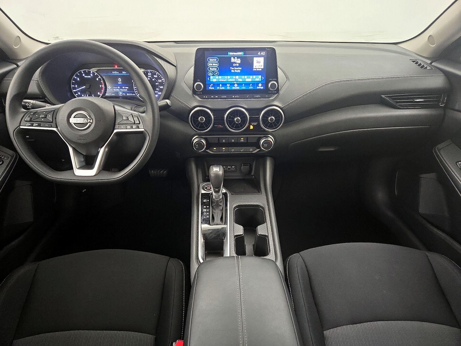 2025 Nissan Sentra SV - Photo 10