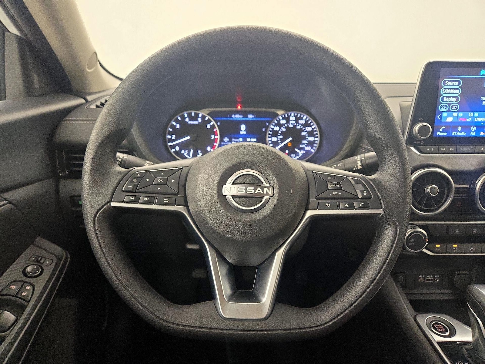 2025 Nissan Sentra SV - Photo 11