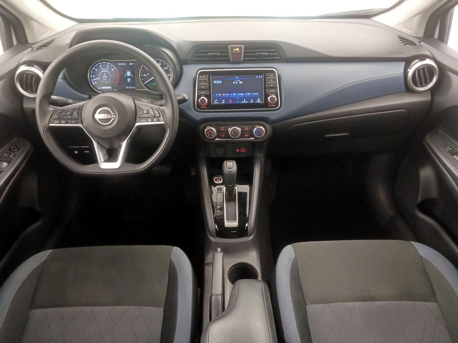 2025 Nissan Versa Sedan SV - Photo 10