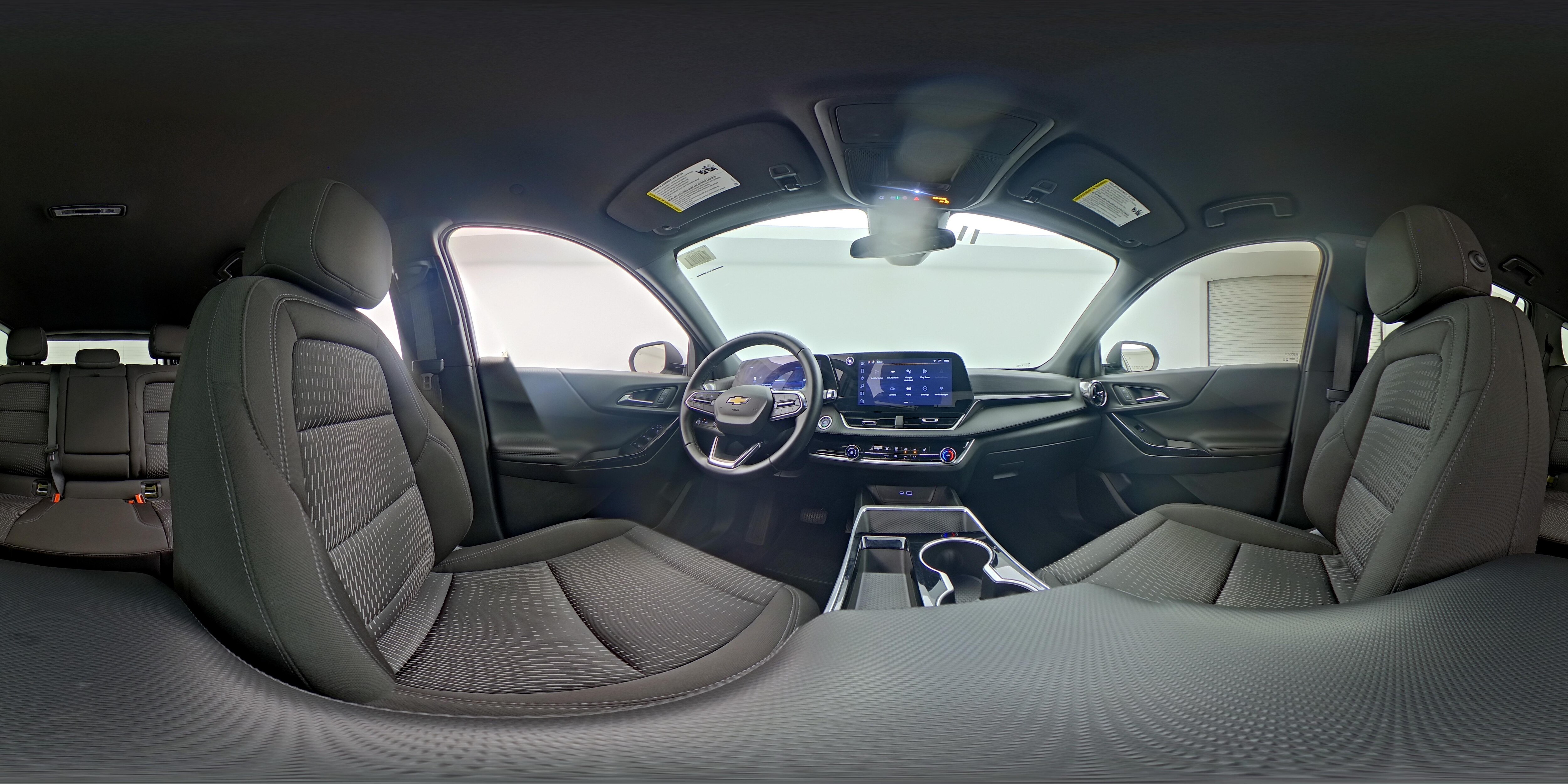 2025 Chevrolet Equinox LT - Photo 24