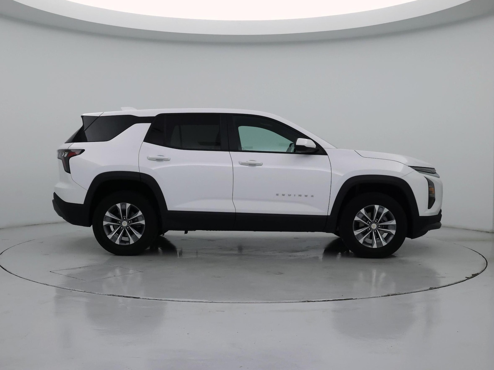 2025 Chevrolet Equinox LT - Photo 8