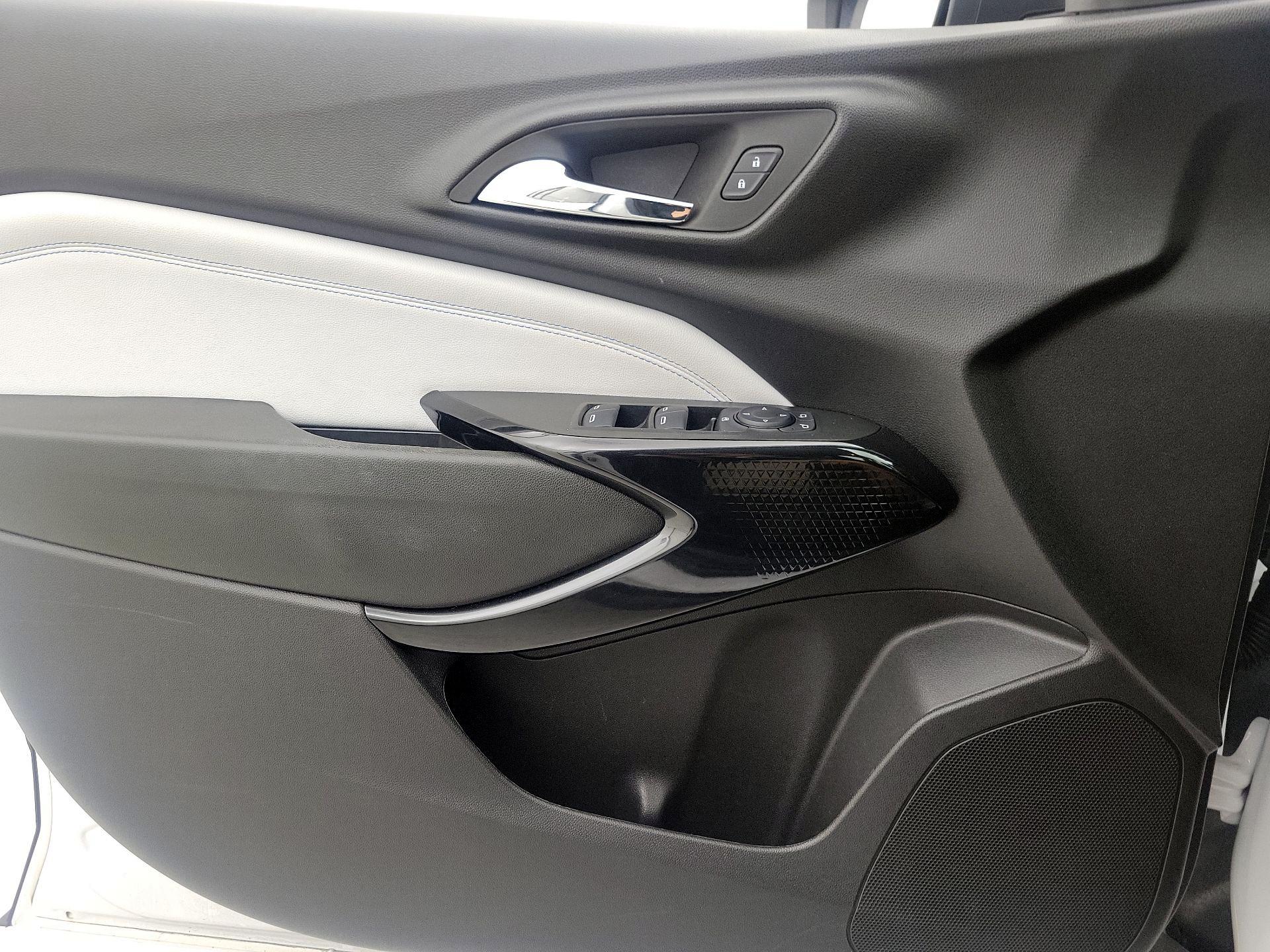 Thumbnail: 2025 Chevrolet Trax - 12