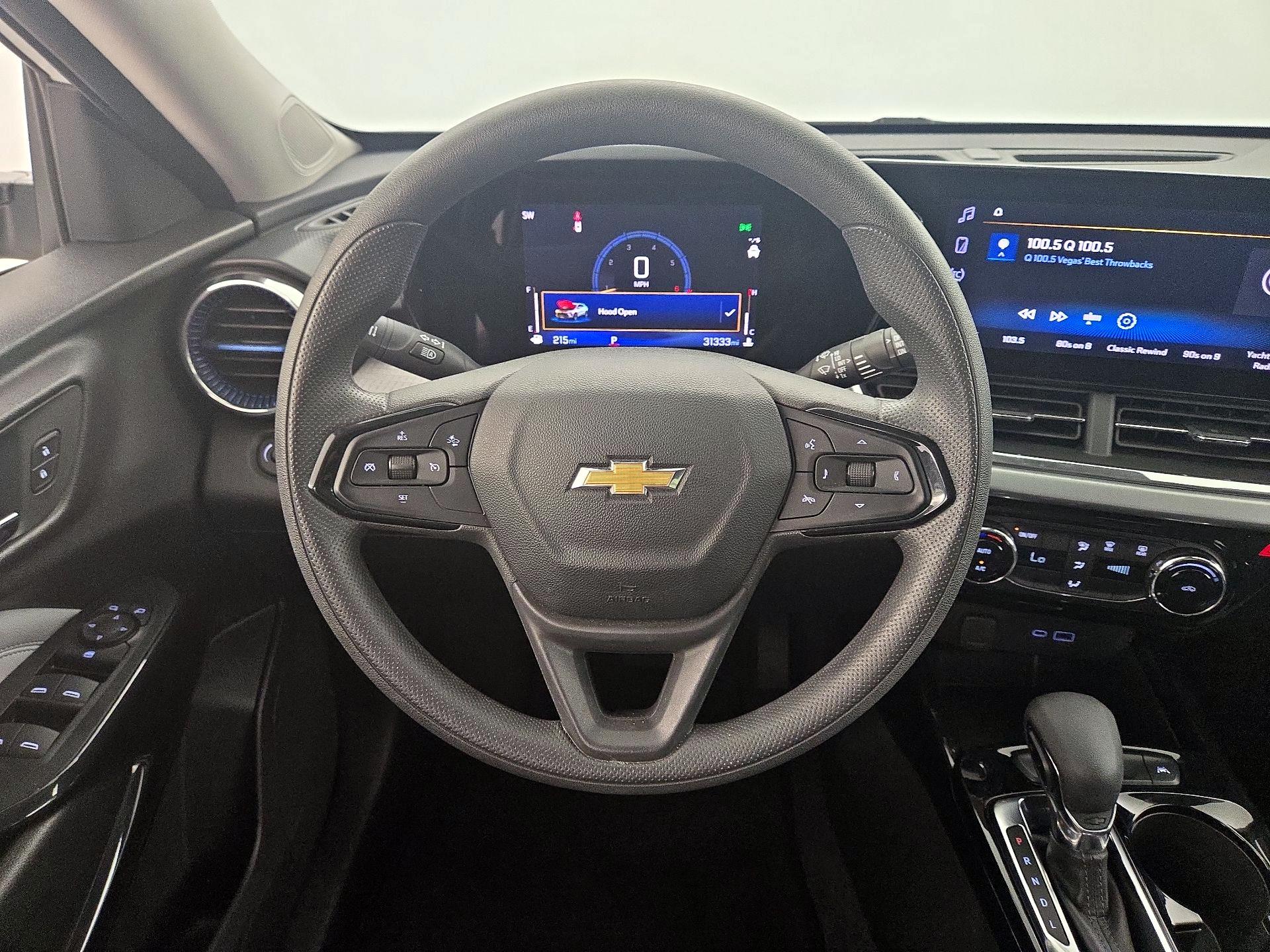Thumbnail: 2025 Chevrolet Trax - 10