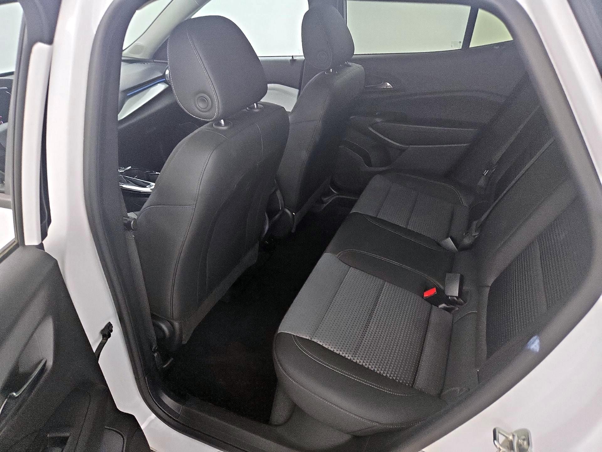Thumbnail: 2025 Chevrolet Trax - 19