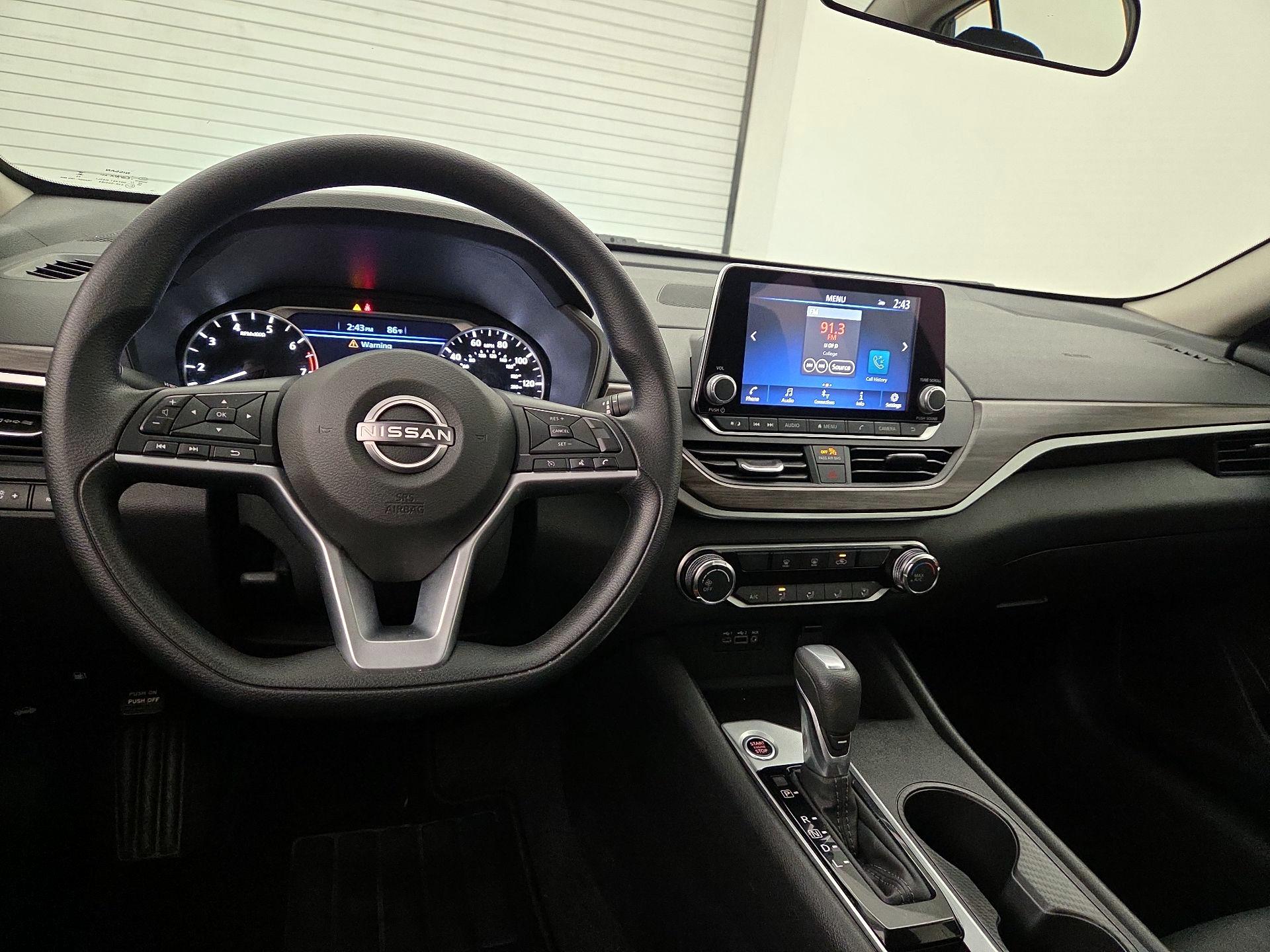 Thumbnail: 2025 Nissan Altima - 10