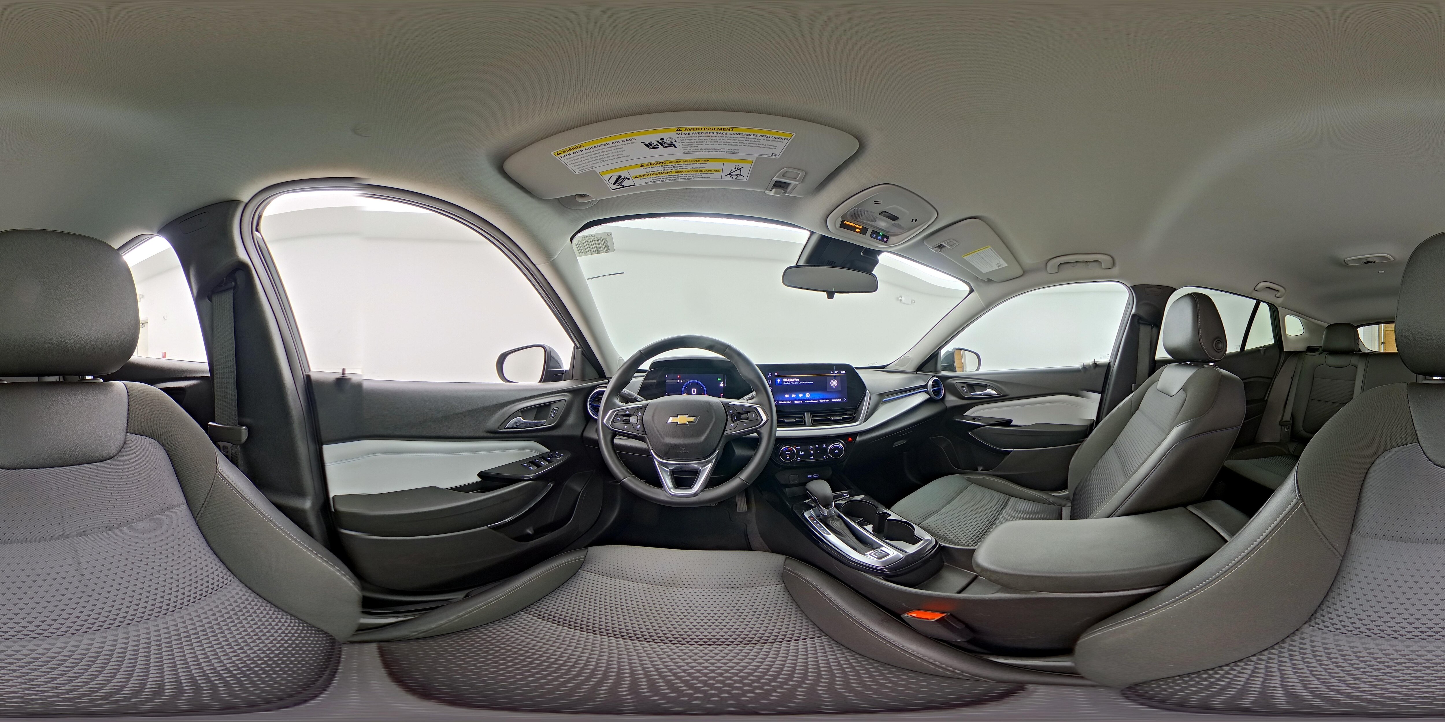 2025 Chevrolet Trax LT - Photo 26