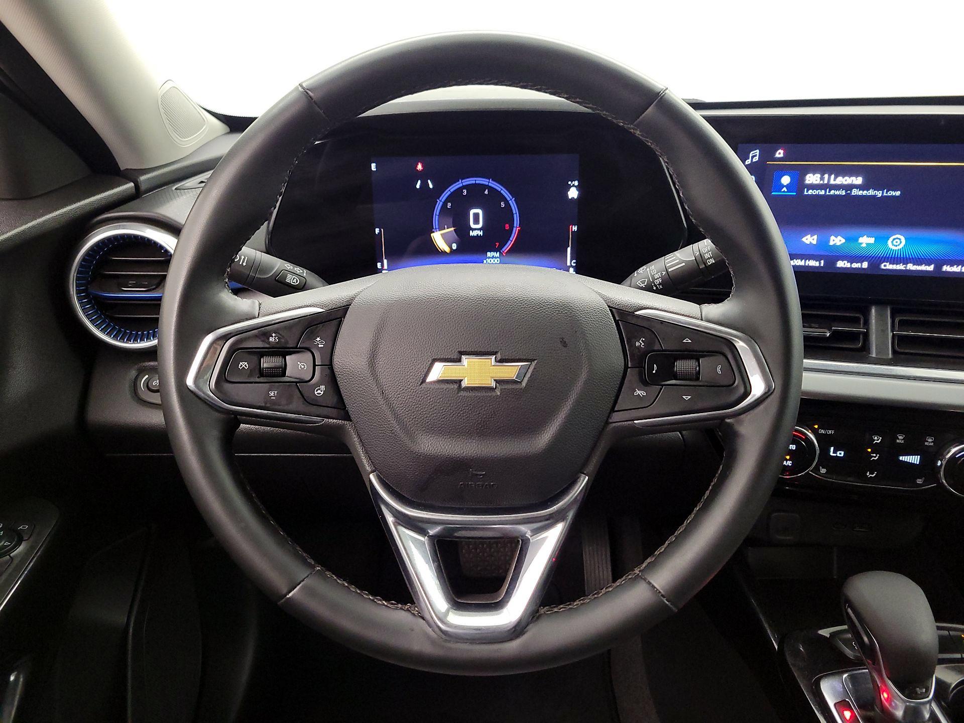 Thumbnail: 2025 Chevrolet Trax - 10