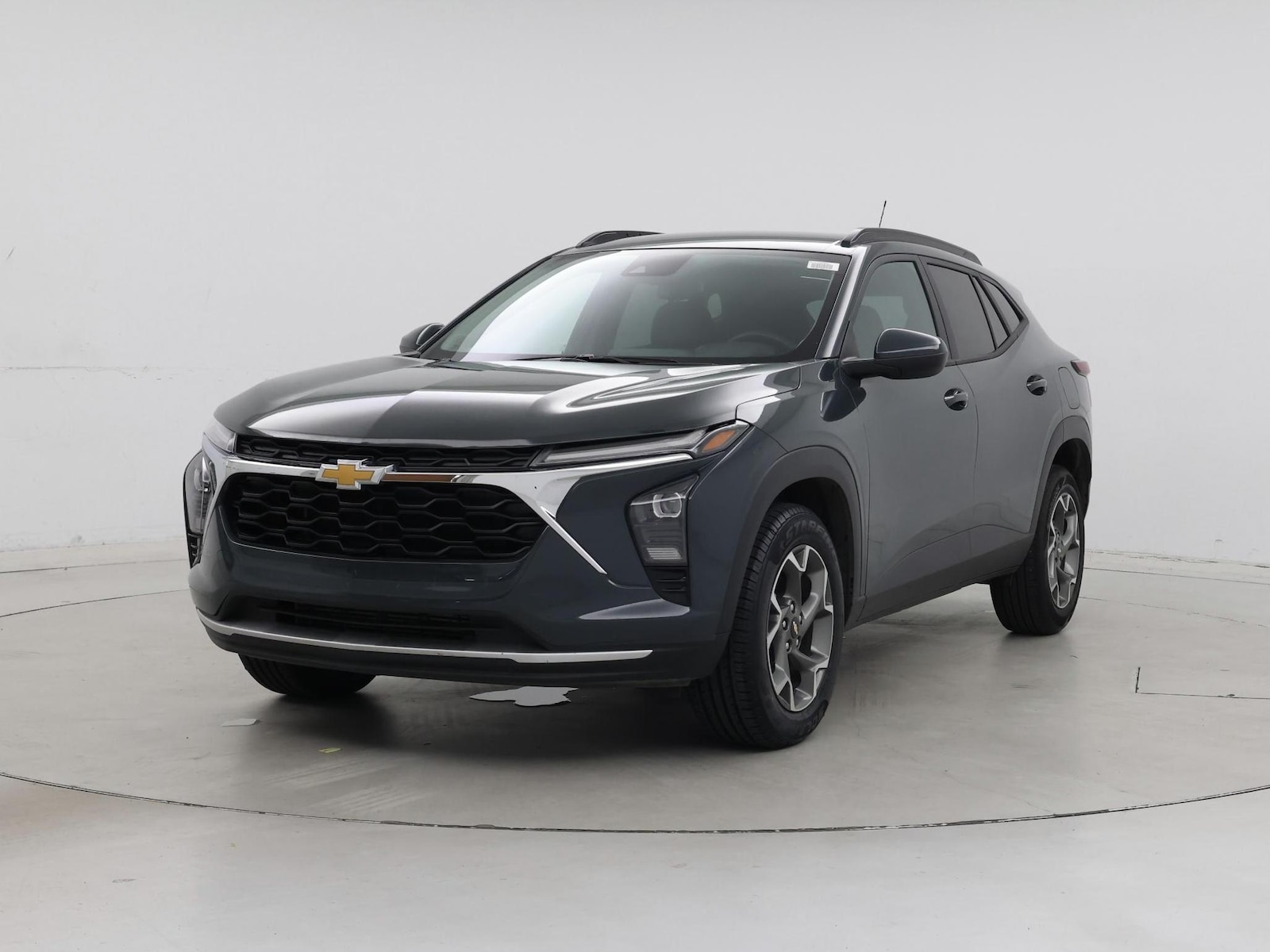2025 Chevrolet Trax LT - Photo 5