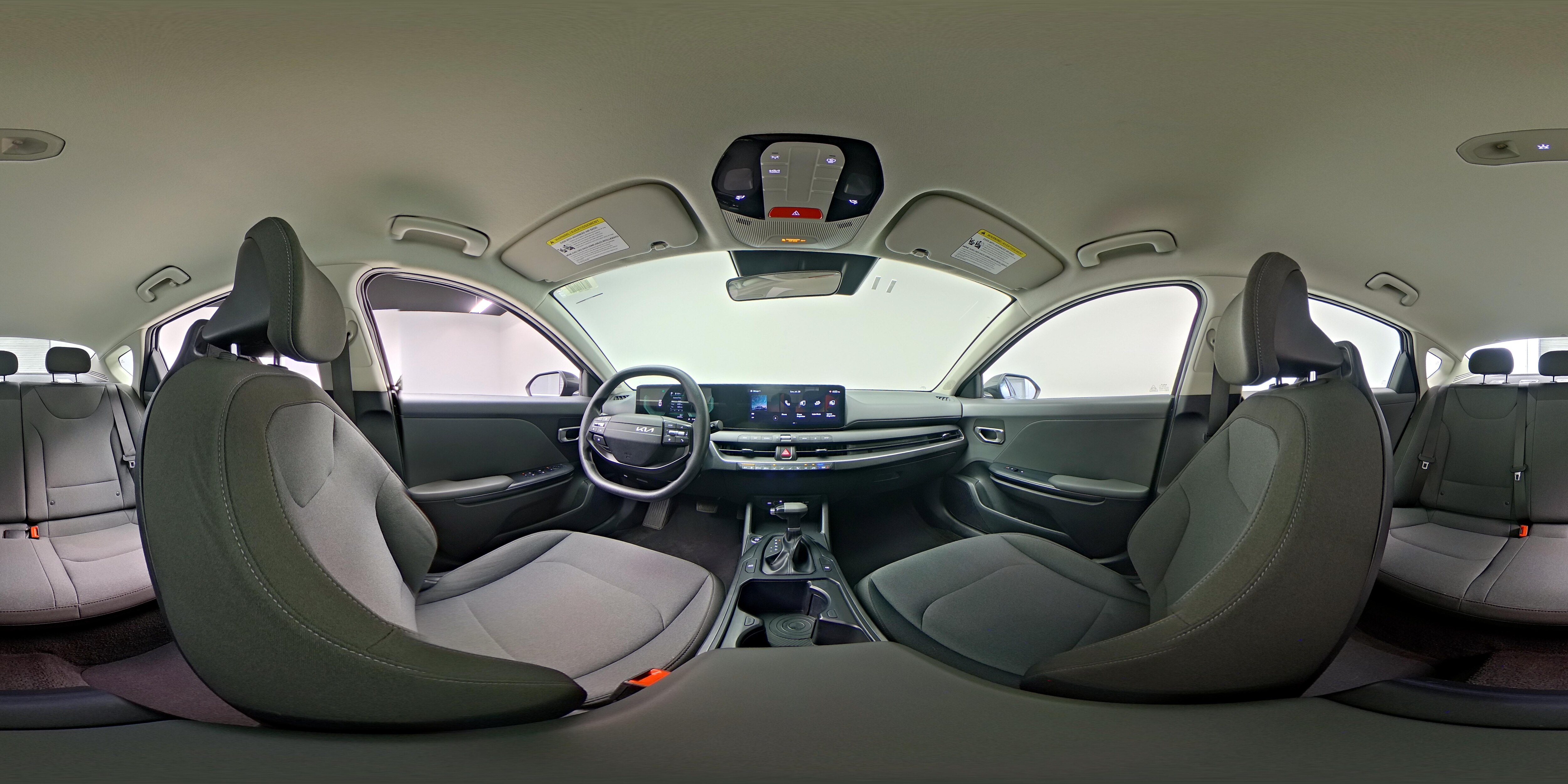 2025 Kia K4 LXS - Photo 24