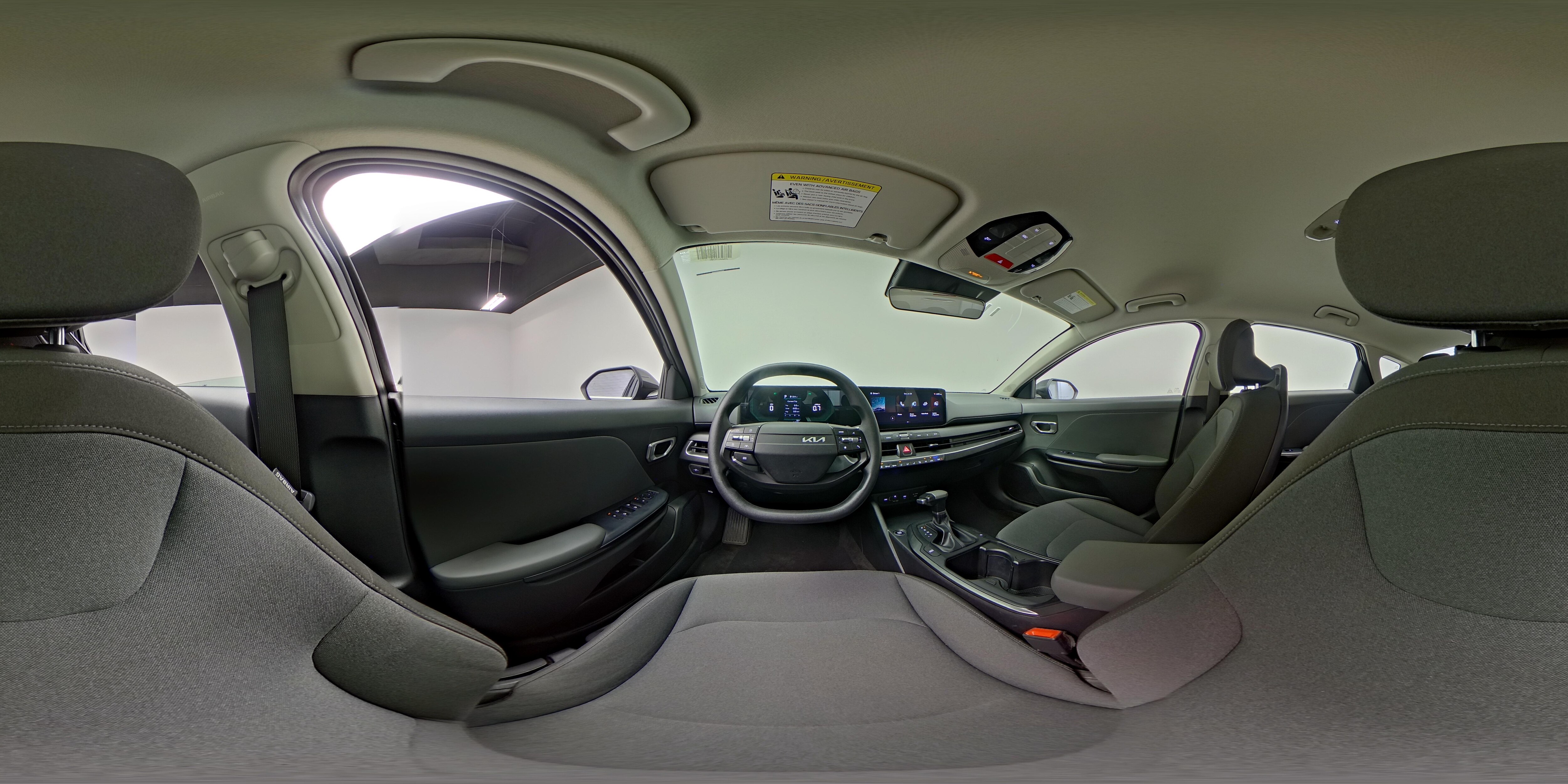 2025 Kia K4 LXS - Photo 26