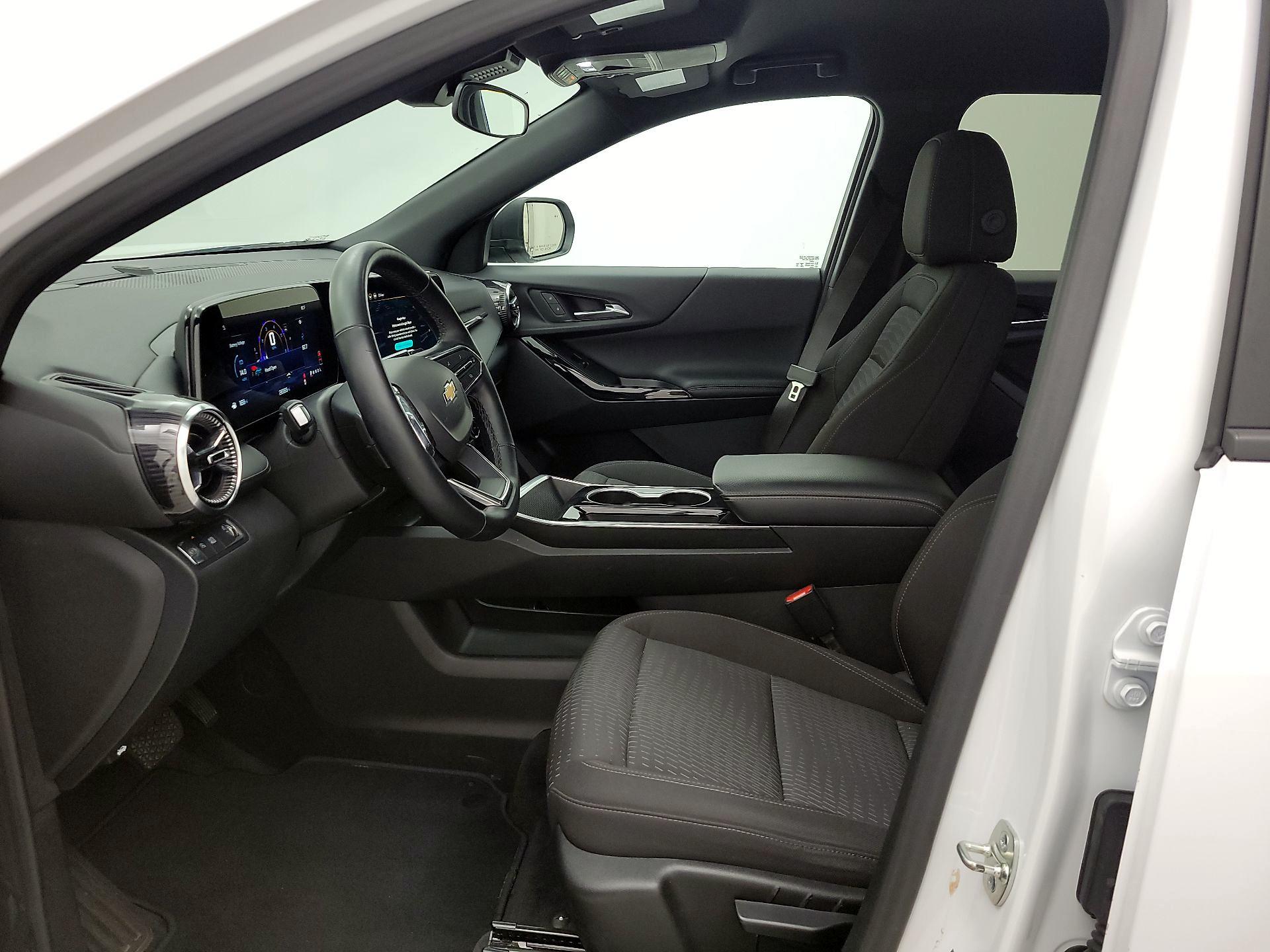 Thumbnail: 2025 Chevrolet Equinox - 11